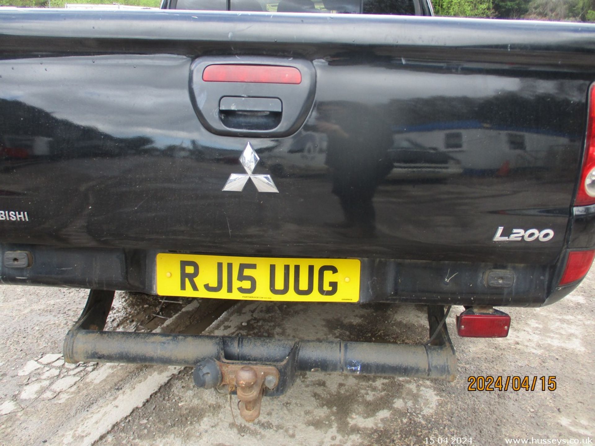 15/15 MITSUBISHI L200 CHALLENGER LB DCB DI - 2477cc 4dr 4x4 (Black) - Image 13 of 23