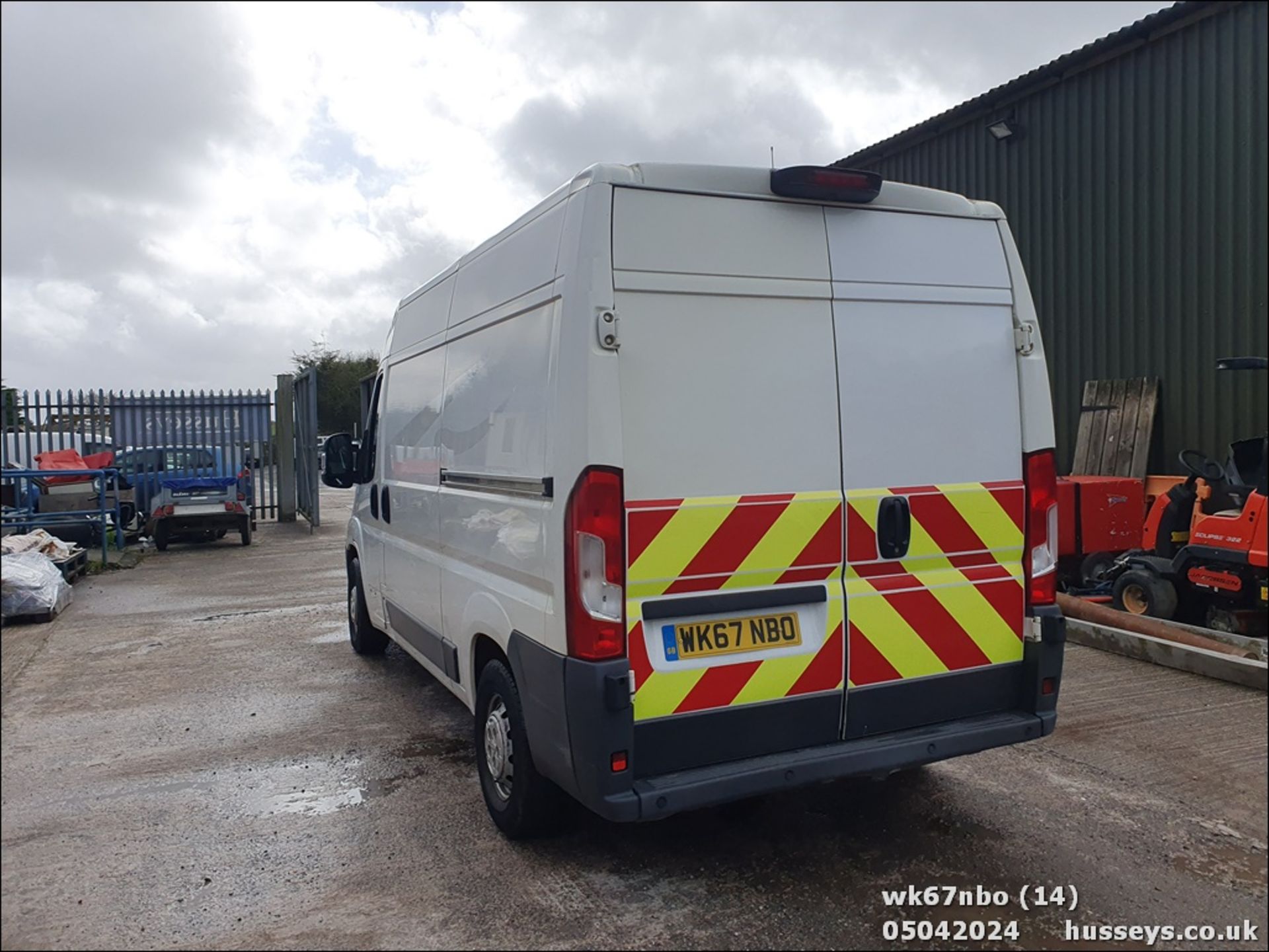 17/67 PEUGEOT BOXER 335 PRO L2H2 BLUE H - 1997cc 5dr Van (White, 109k) - Image 15 of 46