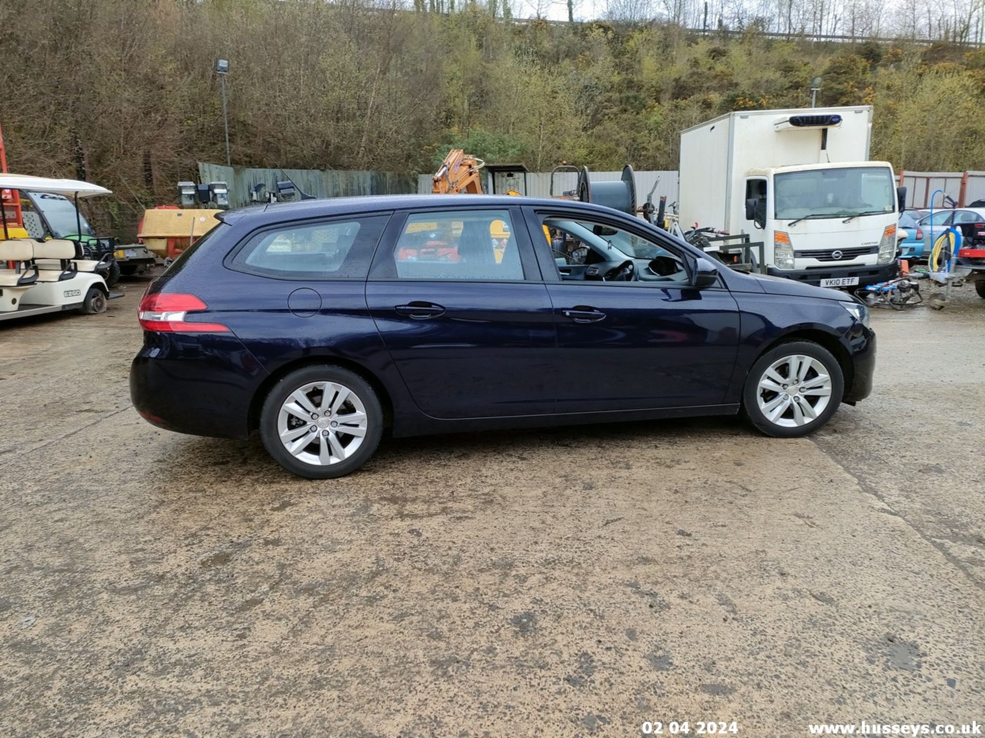 16/16 PEUGEOT 308 ACTIVE S/S - 1200cc 5dr Estate (Blue, 67k) - Image 38 of 64