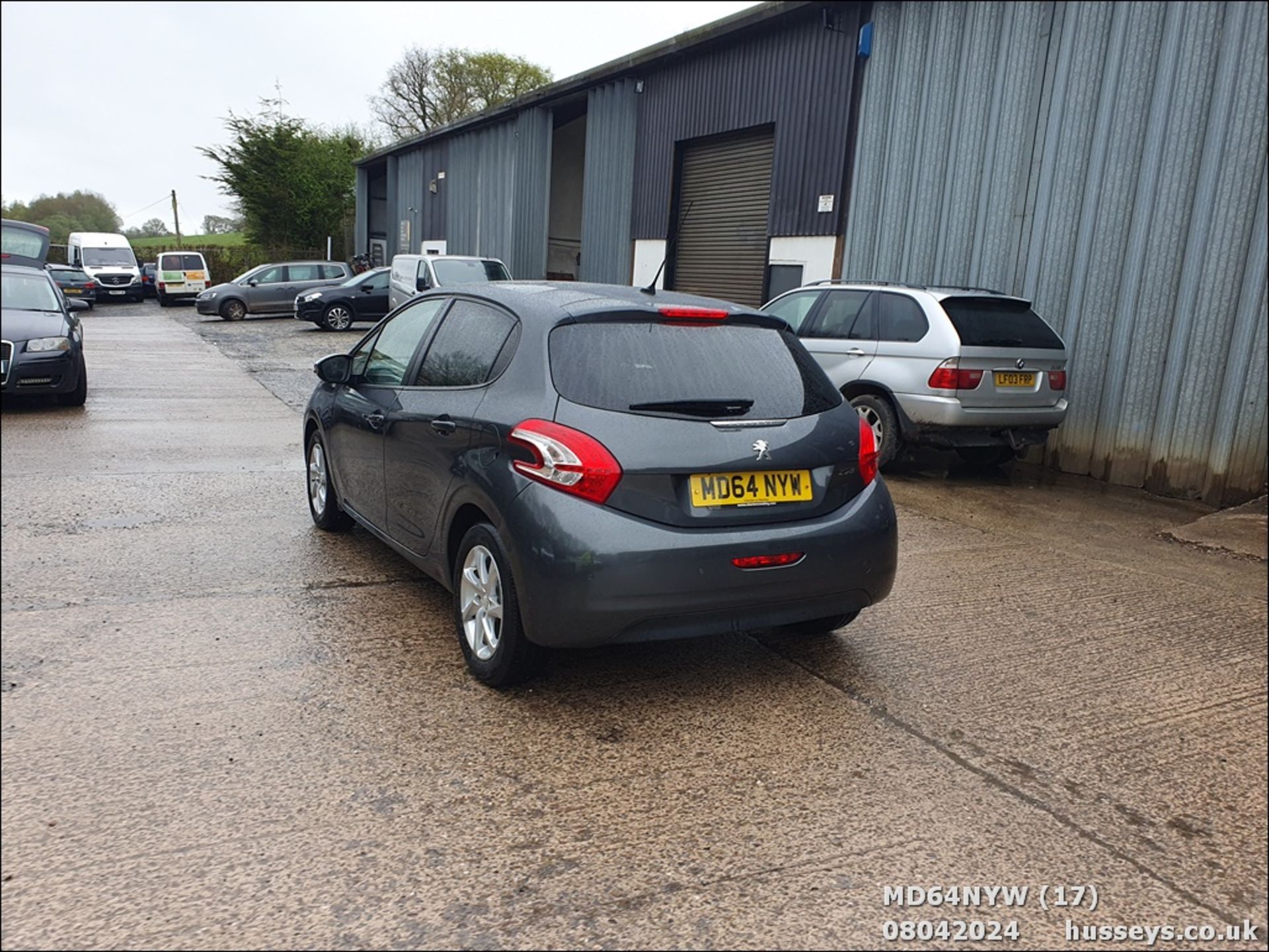 15/64 PEUGEOT 208 STYLE - 1199cc 5dr Hatchback (Grey, 94k) - Image 18 of 54