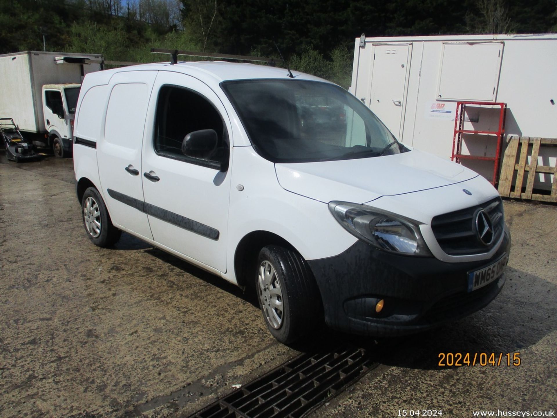 15/65 MERCEDES-BENZ CITAN 109 CDI - 1461cc 6dr Van (White, 108k) - Image 9 of 19