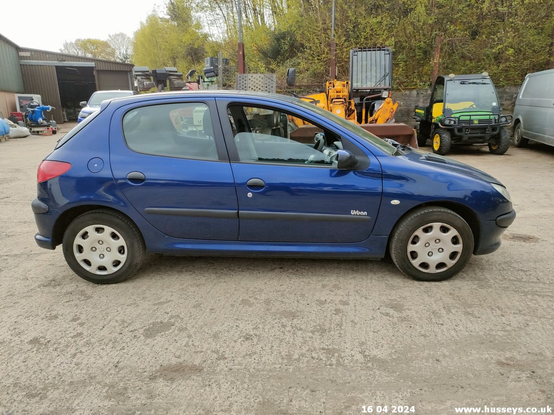 06/55 PEUGEOT 206 URBAN HDI - 1398cc 5dr Hatchback (Blue, 165k) - Image 44 of 63