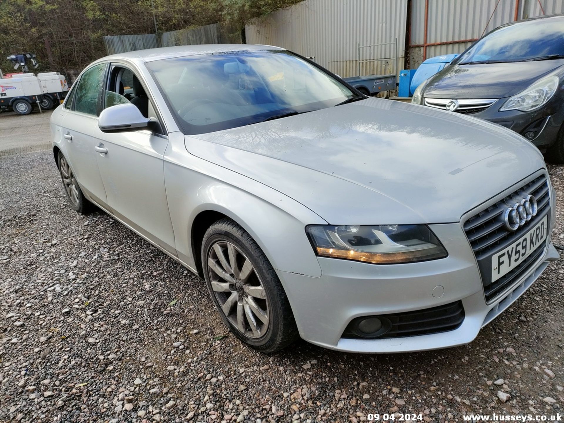 09/59 AUDI A4 SE TDI CVT - 1968cc 4dr Saloon (Silver, 125k) - Image 2 of 65