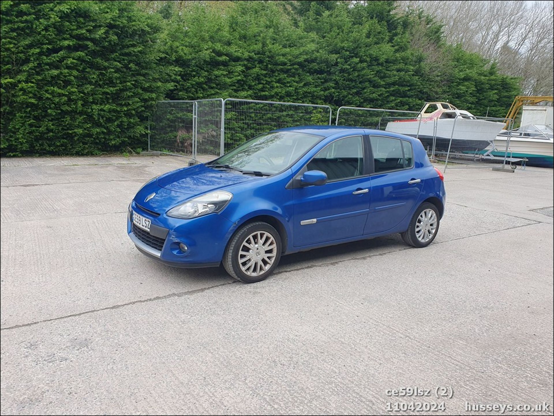 09/59 RENAULT CLIO DYNAMIQUE DCI - 1461cc 5dr Hatchback (Blue, 126k) - Image 3 of 47