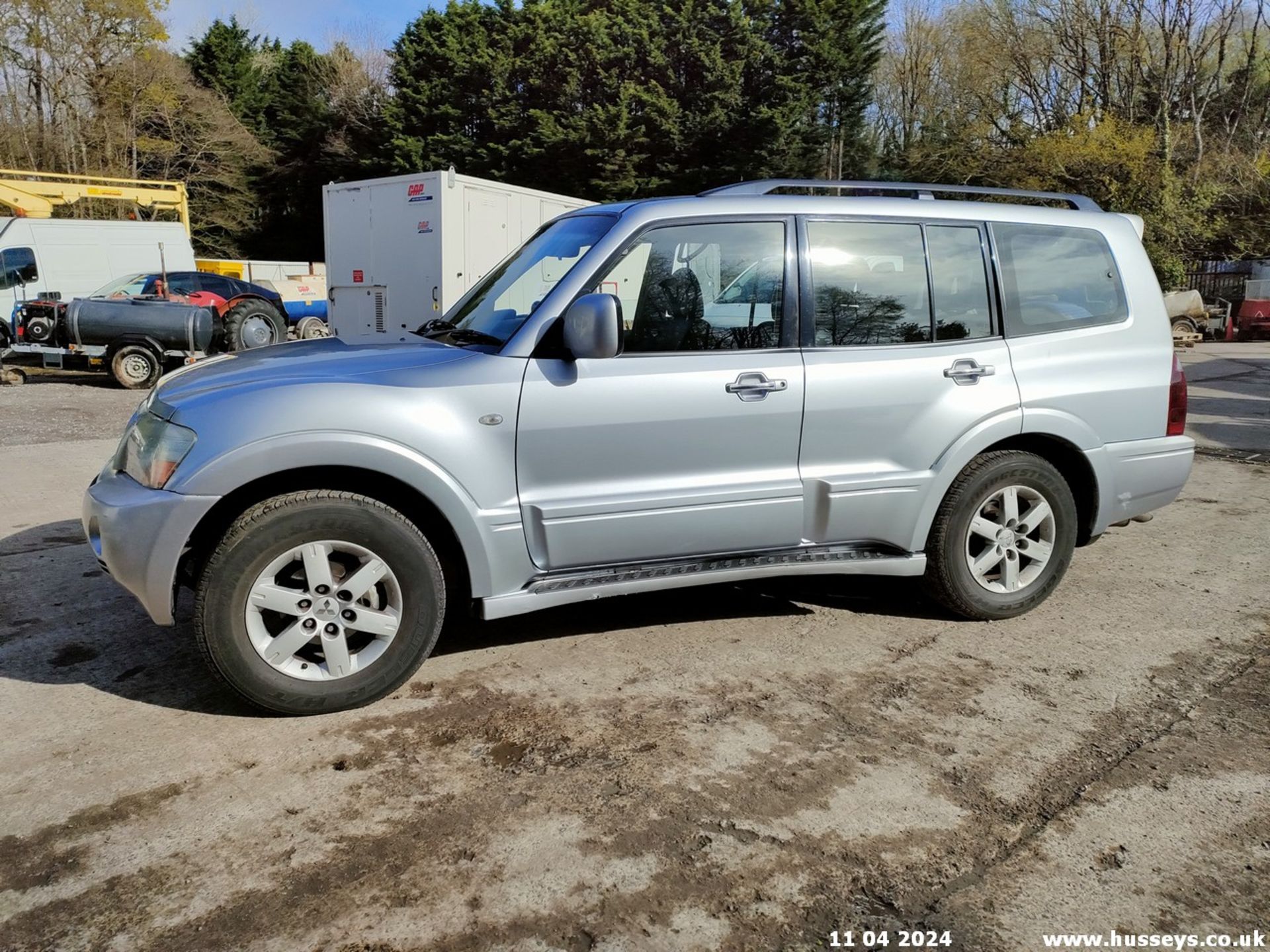 06/56 MITSUBISHI SHOGUN DI-D ELEG-CE LWB A - 3200cc 5dr Estate (Silver, 177k) - Image 17 of 67