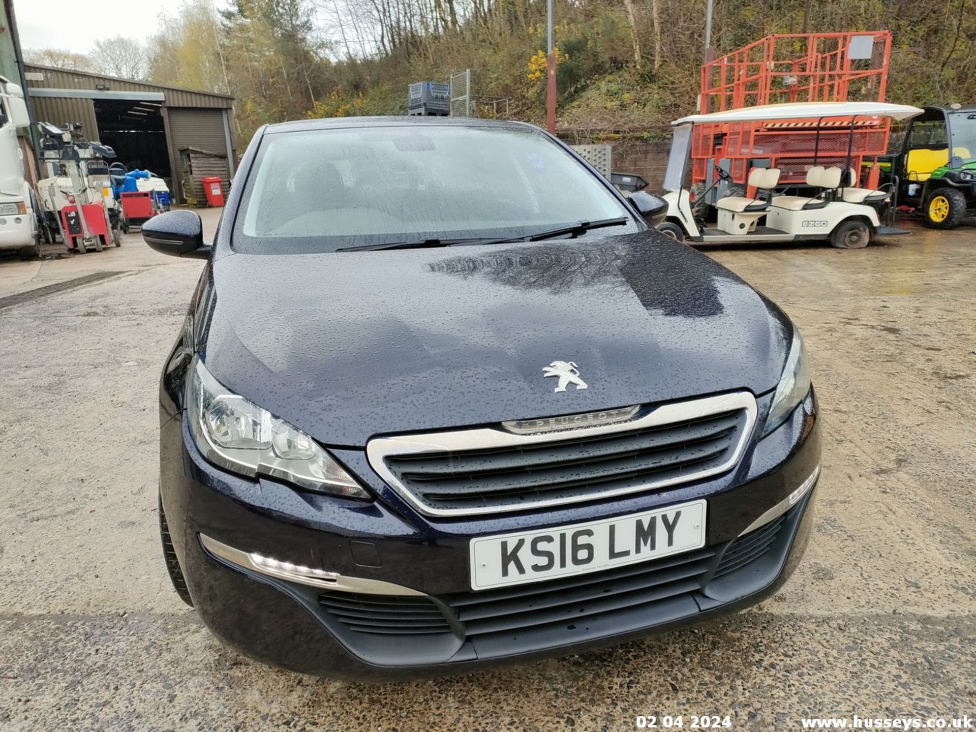 16/16 PEUGEOT 308 ACTIVE S/S - 1200cc 5dr Estate (Blue, 67k) - Image 7 of 64