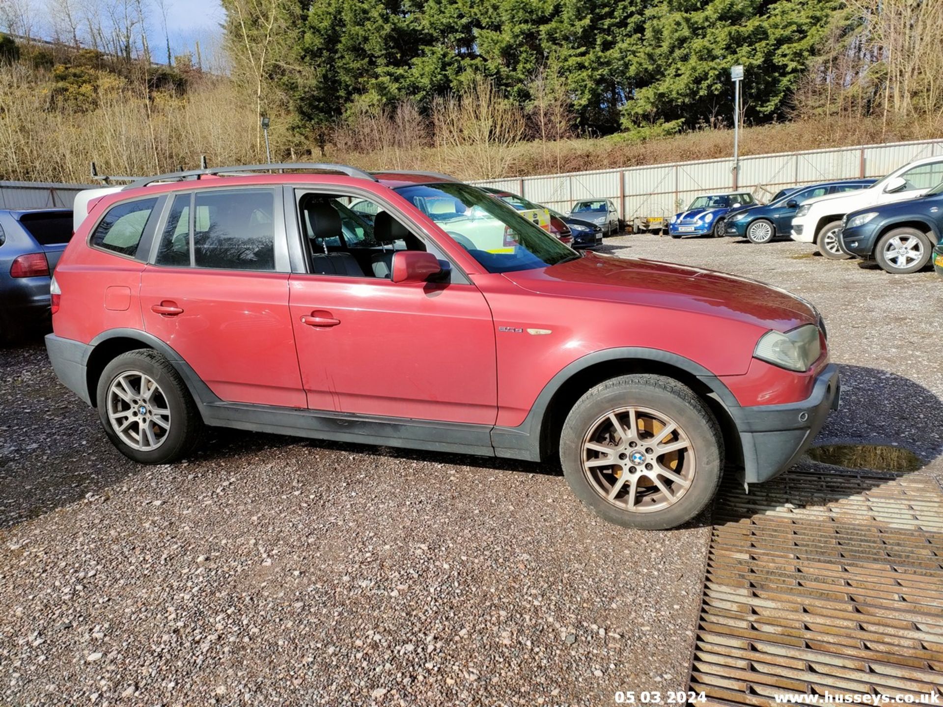 05/55 BMW X3 D SE - 1995cc 5dr Estate (Red, 188k) - Image 28 of 51