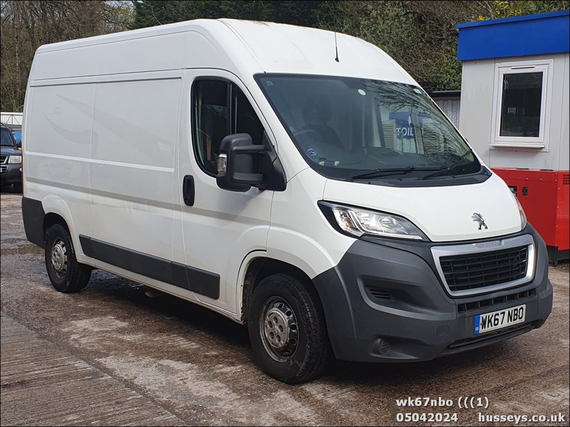 17/67 PEUGEOT BOXER 335 PRO L2H2 BLUE H - 1997cc 5dr Van (White, 109k)