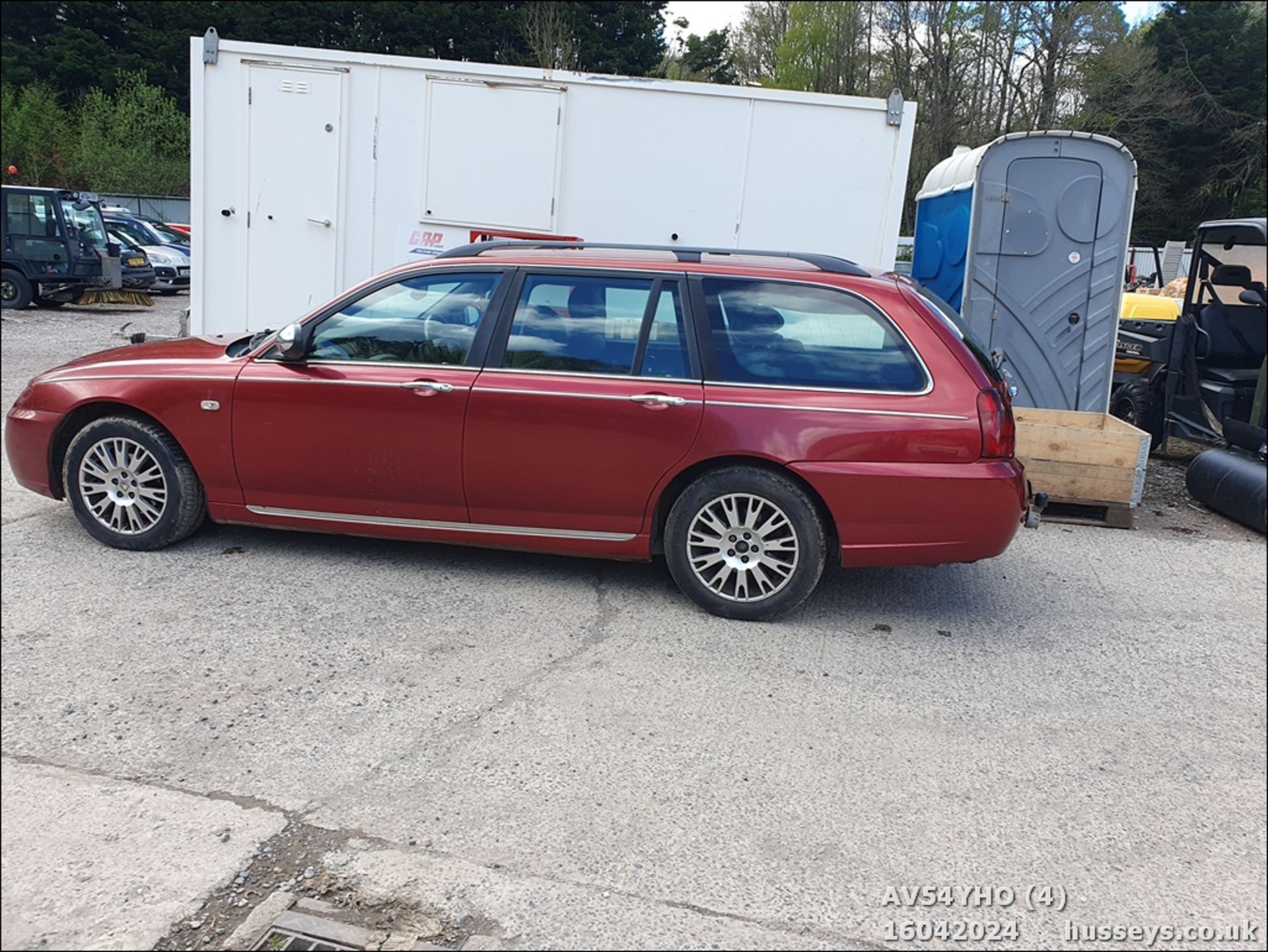 04/54 ROVER 75 CONSEUR SE CDTI TOUR A - 1951cc 5dr Estate (Red, 148k) - Image 5 of 43