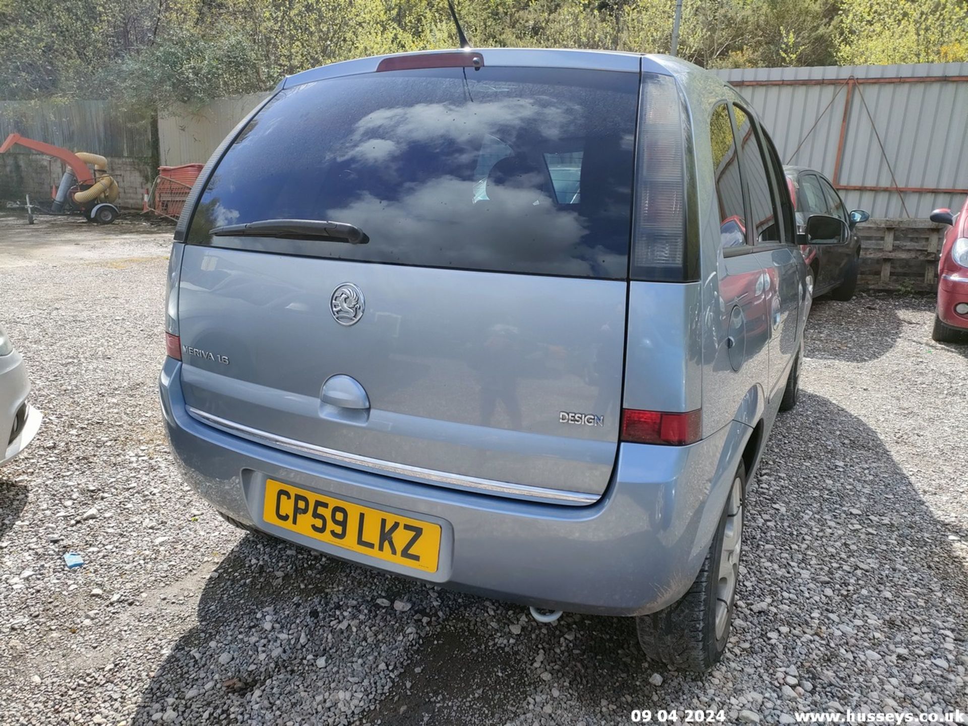 10/59 VAUXHALL MERIVA DESIGN - 1598cc 5dr MPV (Silver) - Bild 35 aus 61