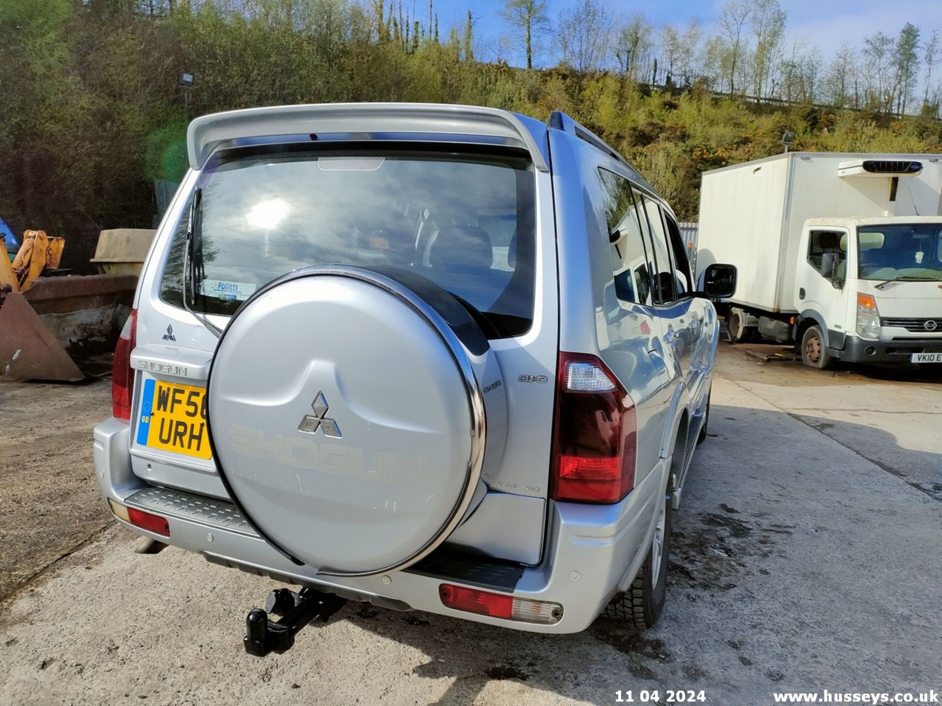 06/56 MITSUBISHI SHOGUN DI-D ELEG-CE LWB A - 3200cc 5dr Estate (Silver, 177k) - Bild 34 aus 67