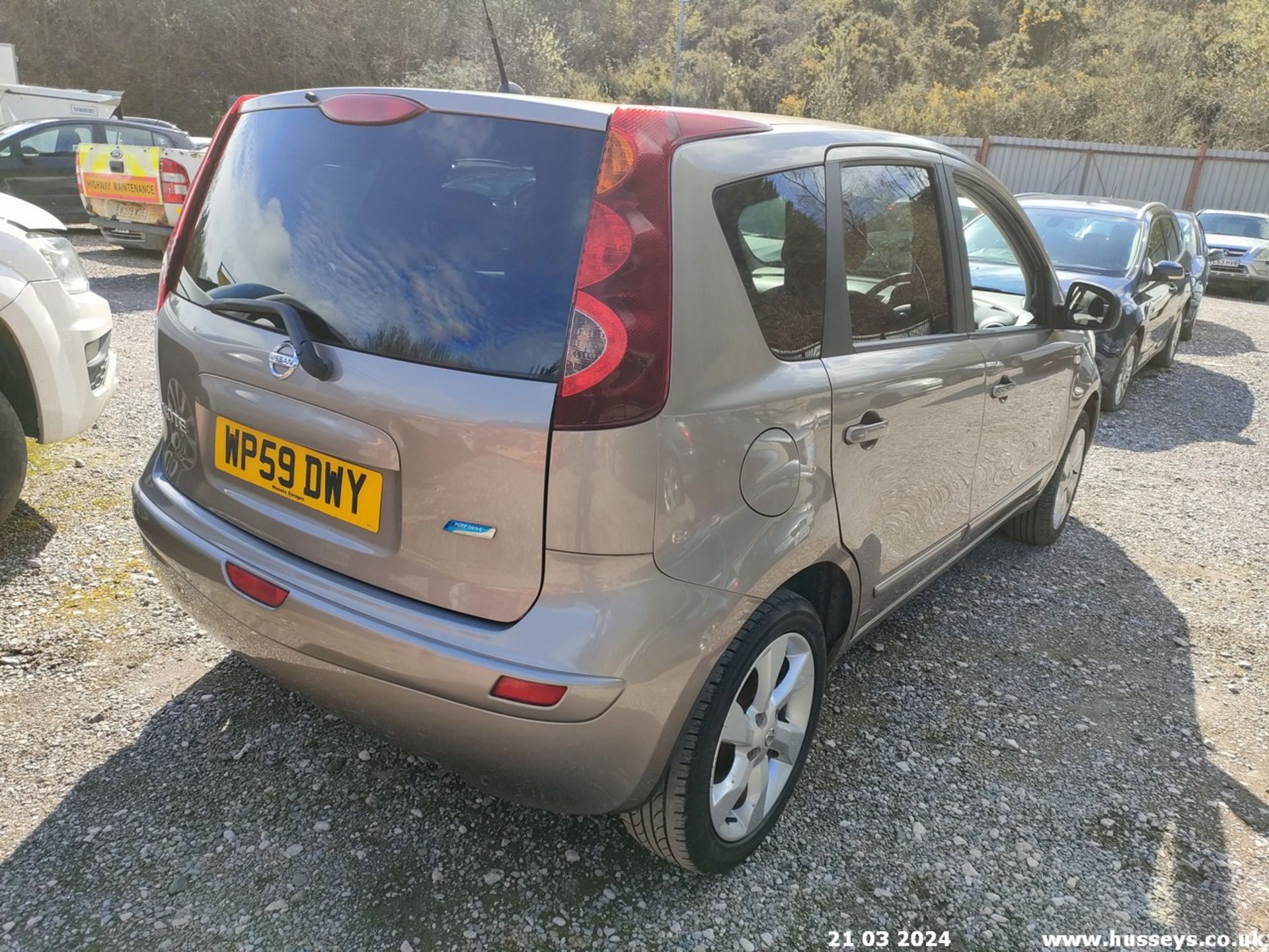 09/59 NISSAN NOTE N-TEC - 1386cc 5dr MPV (Beige, 119k) - Image 38 of 68