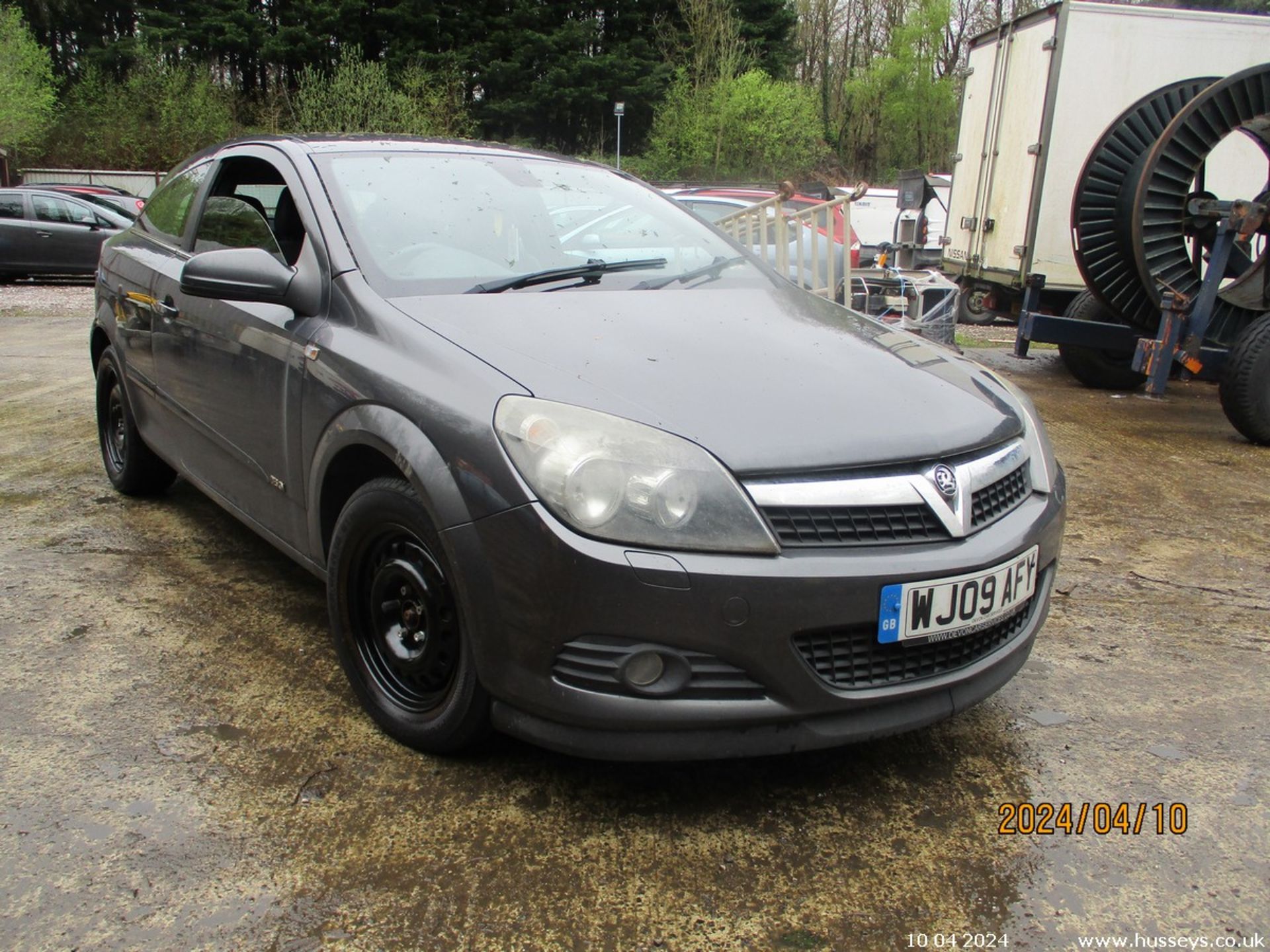 09/09 VAUXHALL ASTRA DESIGN - 1796cc 3dr Hatchback (Grey, 144k)