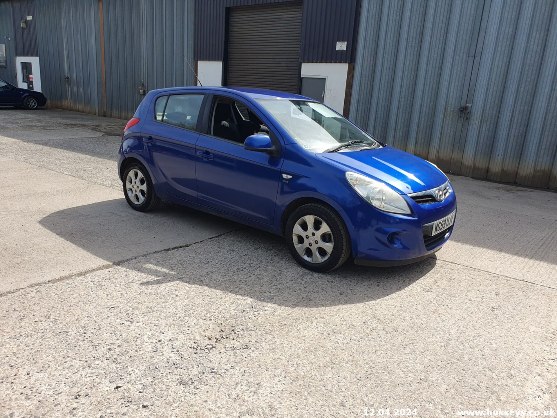 09/59 HYUNDAI I20 COMFORT CRDI - 1396cc 5dr Hatchback (Blue, 139k) - Image 16 of 60