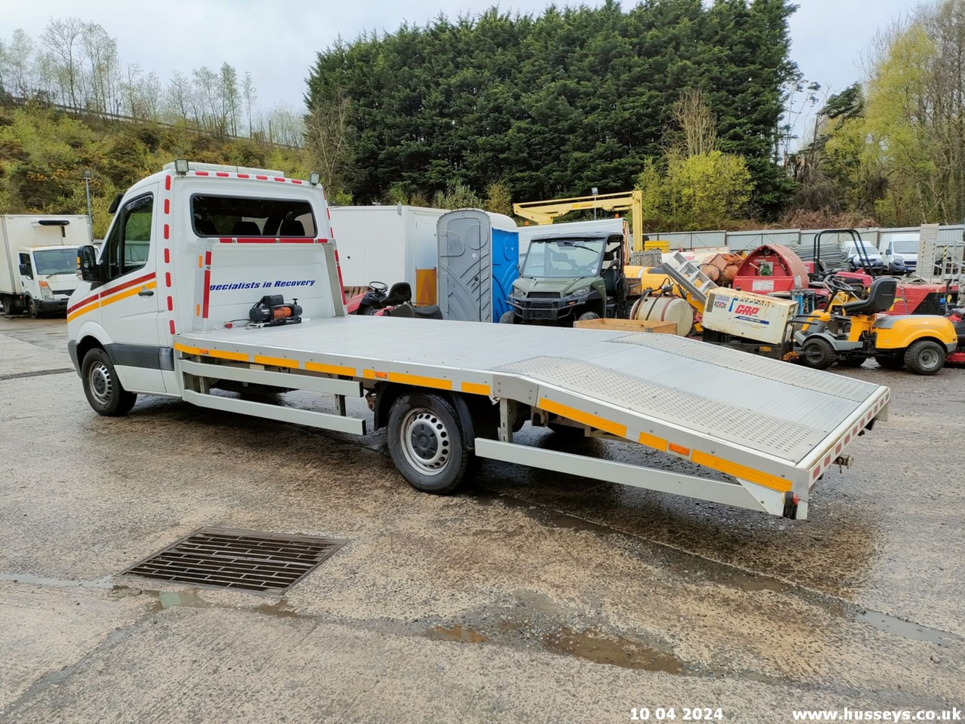 16/16 VOLKSWAGEN CRAFTER CR35 TDI - 1968cc 2dr (White, 146k) - Image 23 of 52