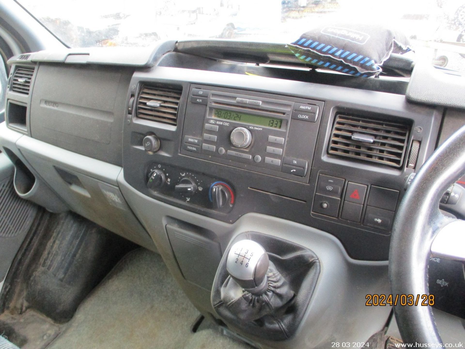 09/09 FORD TRANSIT 140 T350L AWD - 2402cc 5dr Van (White, 156k) - Image 18 of 20