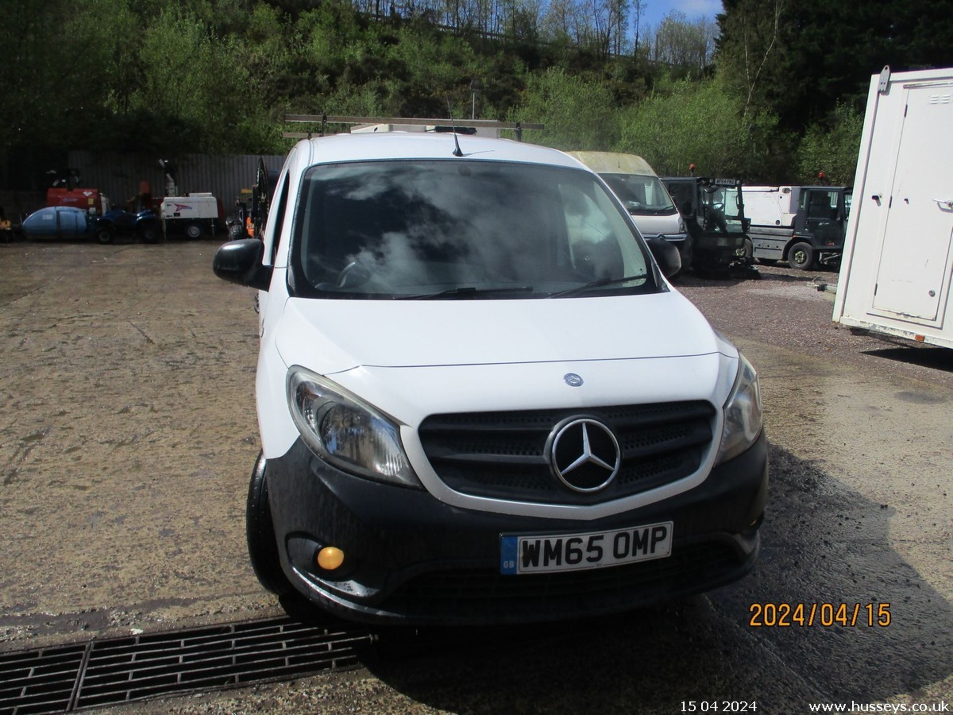 15/65 MERCEDES-BENZ CITAN 109 CDI - 1461cc 6dr Van (White, 108k) - Bild 10 aus 19