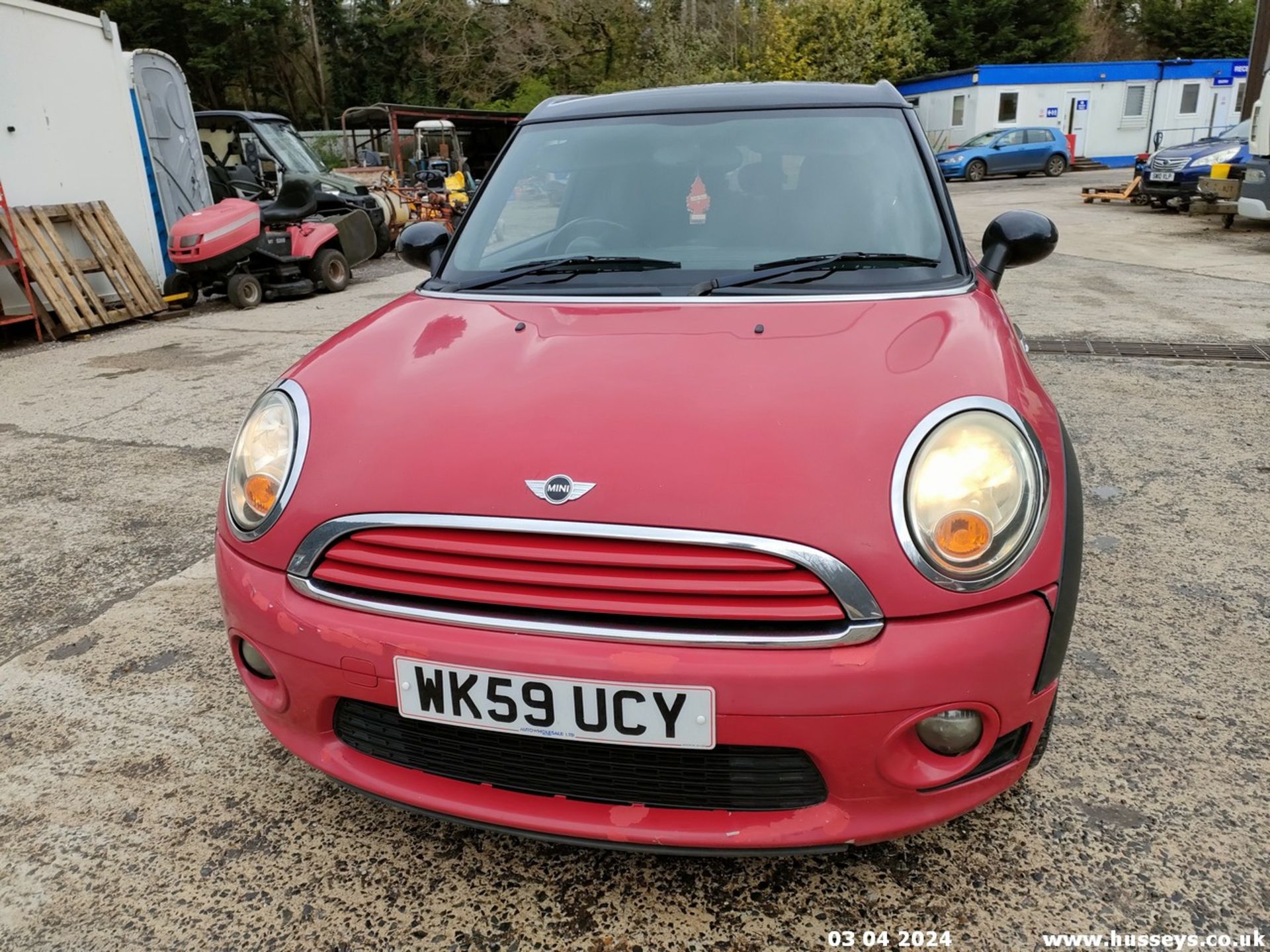 09/59 MINI COOPER CLUBMAN - 1598cc 5dr Estate (Red, 112k) - Image 9 of 65