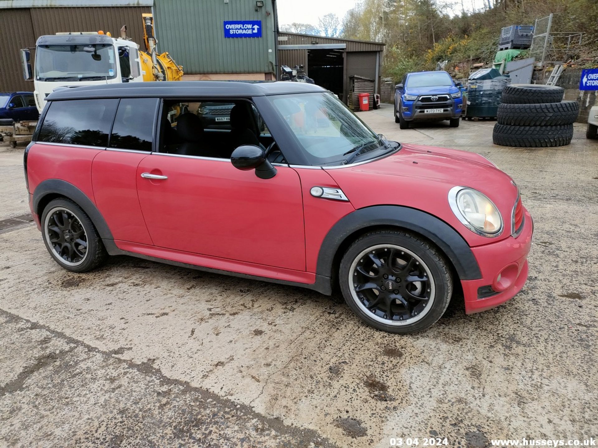 09/59 MINI COOPER CLUBMAN - 1598cc 5dr Estate (Red, 112k) - Image 2 of 65