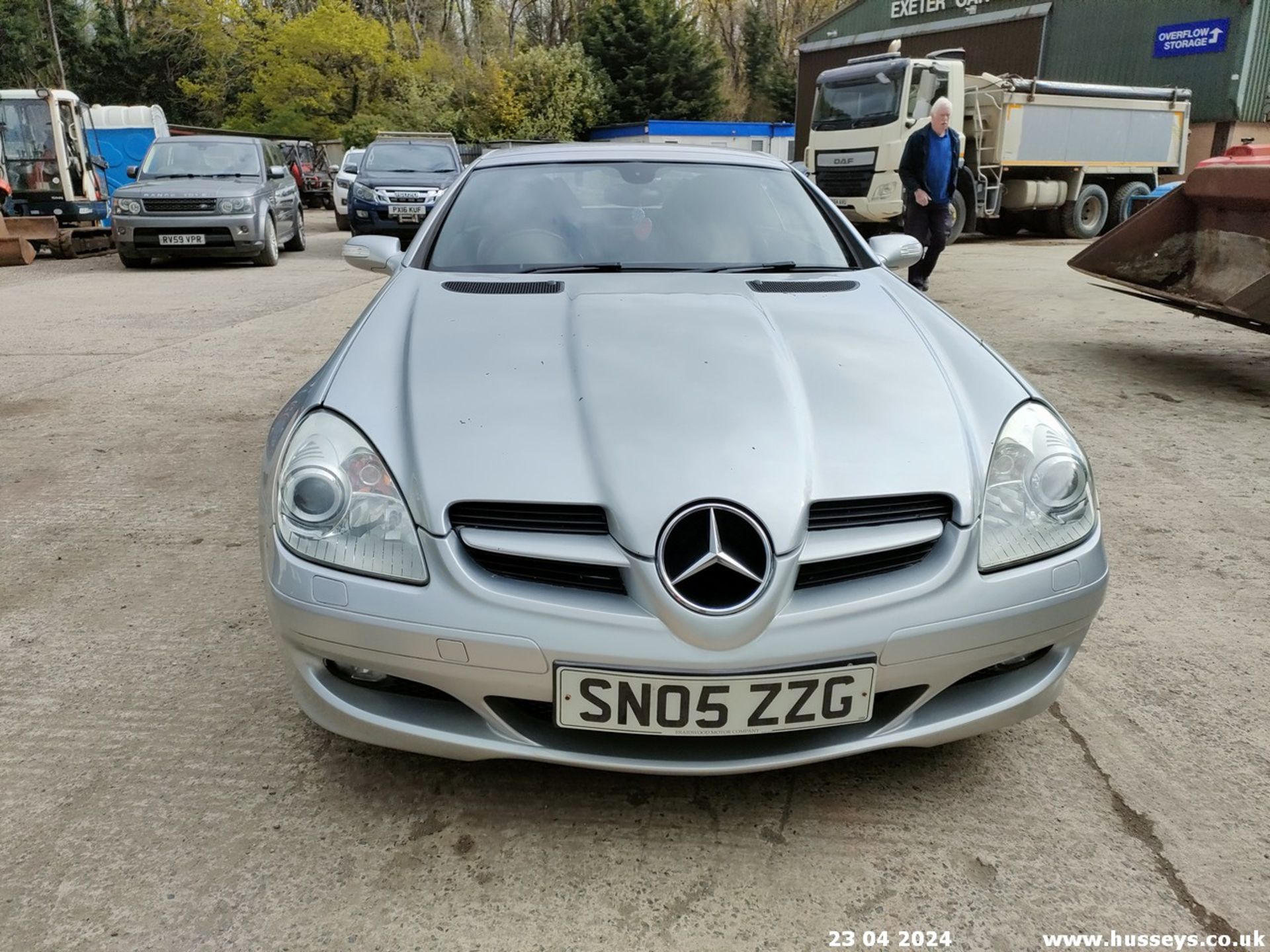 05/05 MERCEDES SLK 200 KOMPRESSOR - 1796cc 2dr Convertible (Silver, 136k) - Image 14 of 72