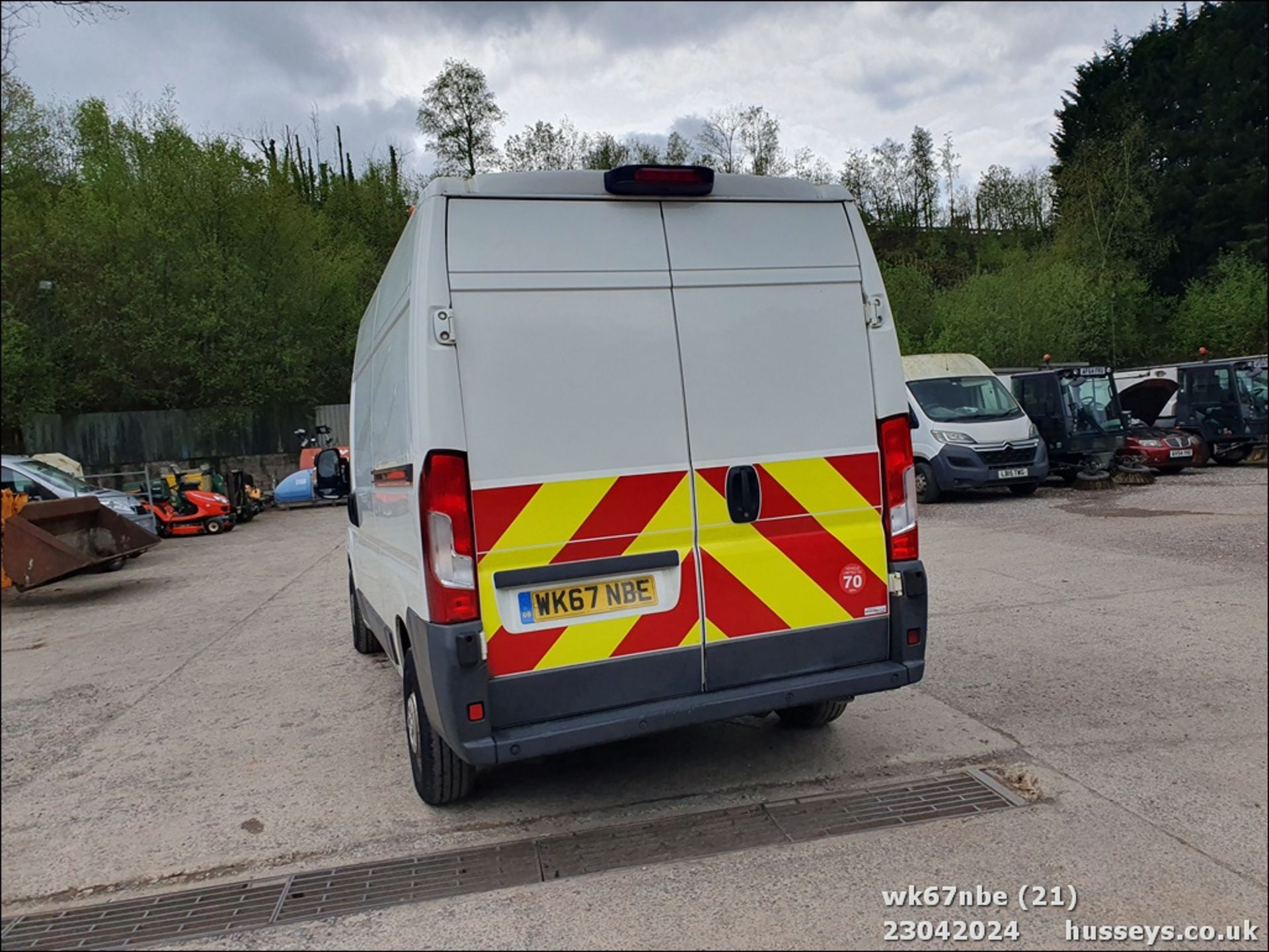 17/67 PEUGEOT BOXER 335 PRO L2H2 BLUE H - 1997cc 5dr Van (White, 116k) - Image 23 of 55