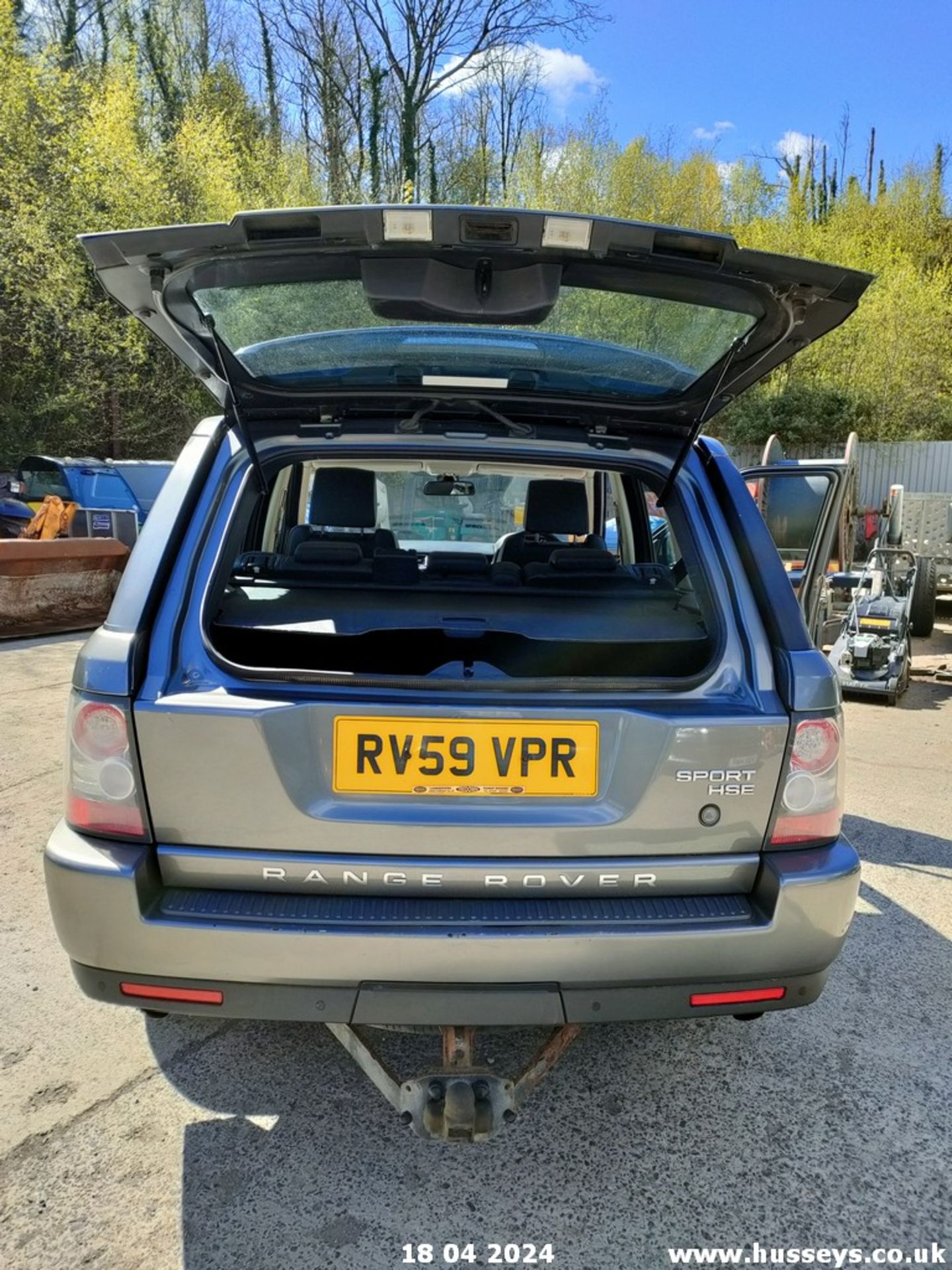 09/59 LAND ROVER RANGE ROVER SP HSE TDV6 A - 2993cc 5dr Estate (Grey, 133k) - Image 59 of 70