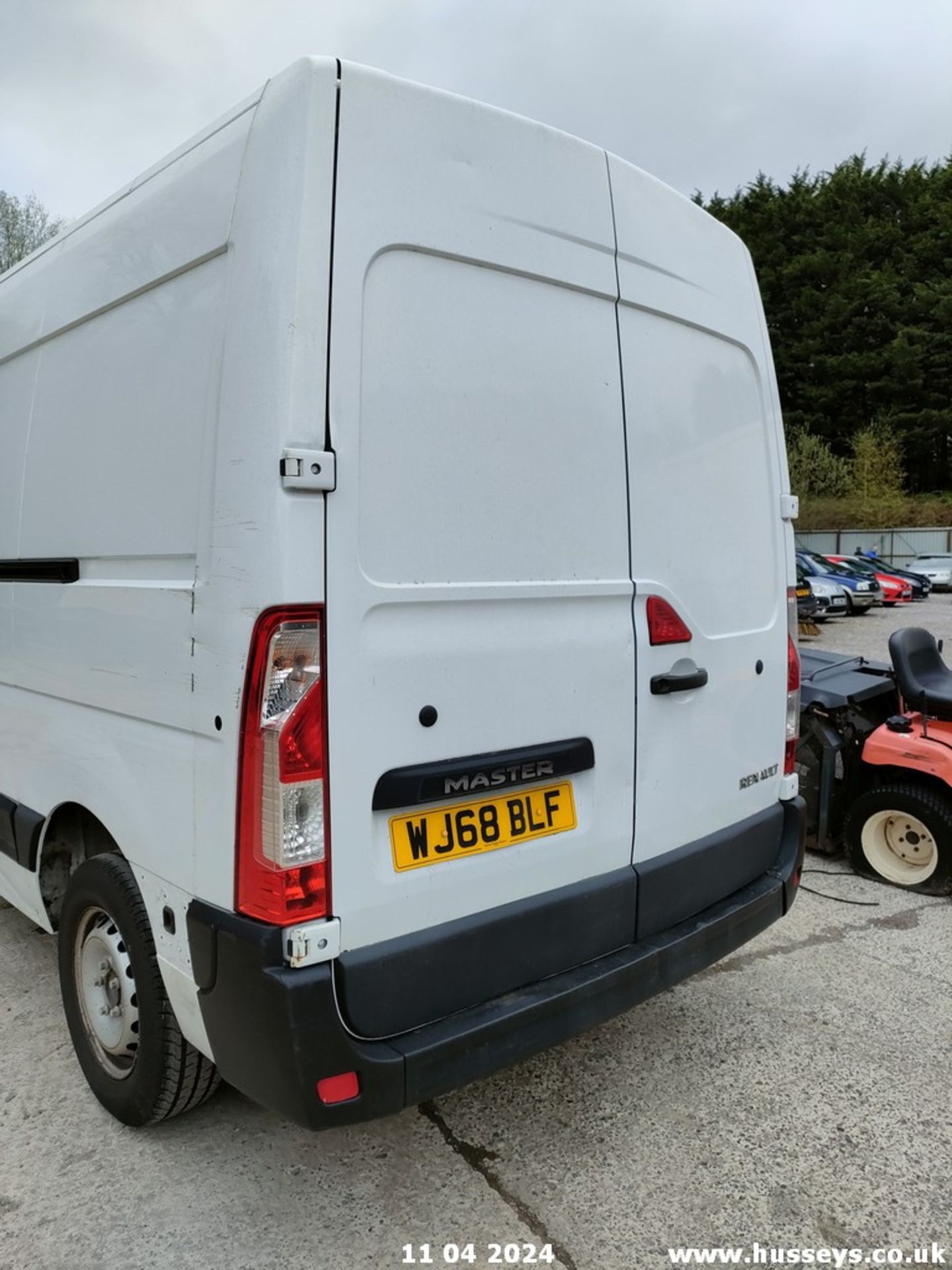 18/68 RENAULT MASTER LM35 BUSINESS DCI - 2298cc 5dr Van (White) - Image 34 of 68