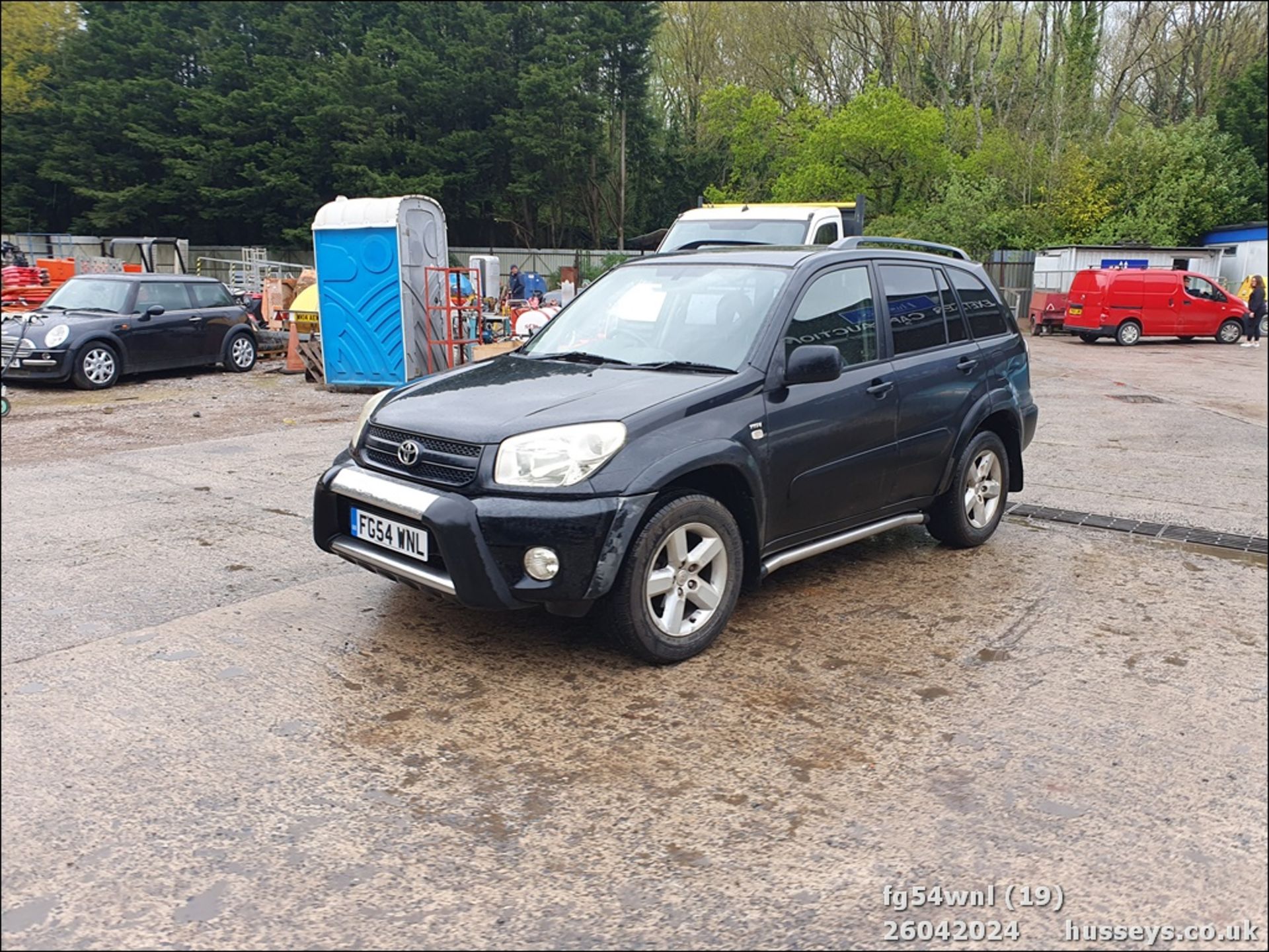 04/54 TOYOTA RAV4 XT3 VVTI - 1998cc 5dr Estate (Black, 155k) - Image 20 of 46