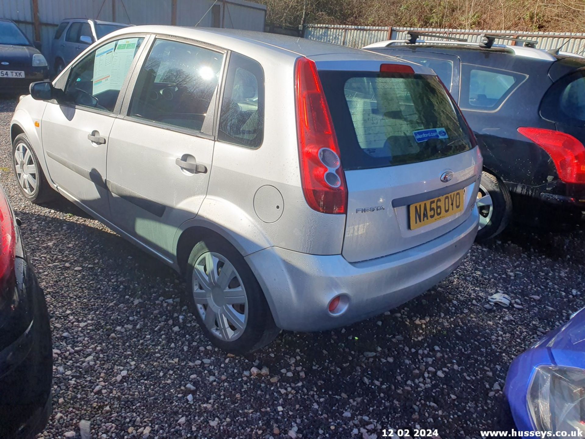 06/56 FORD FIESTA STYLE TDCI - 1399cc 5dr Hatchback (Silver) - Image 12 of 39