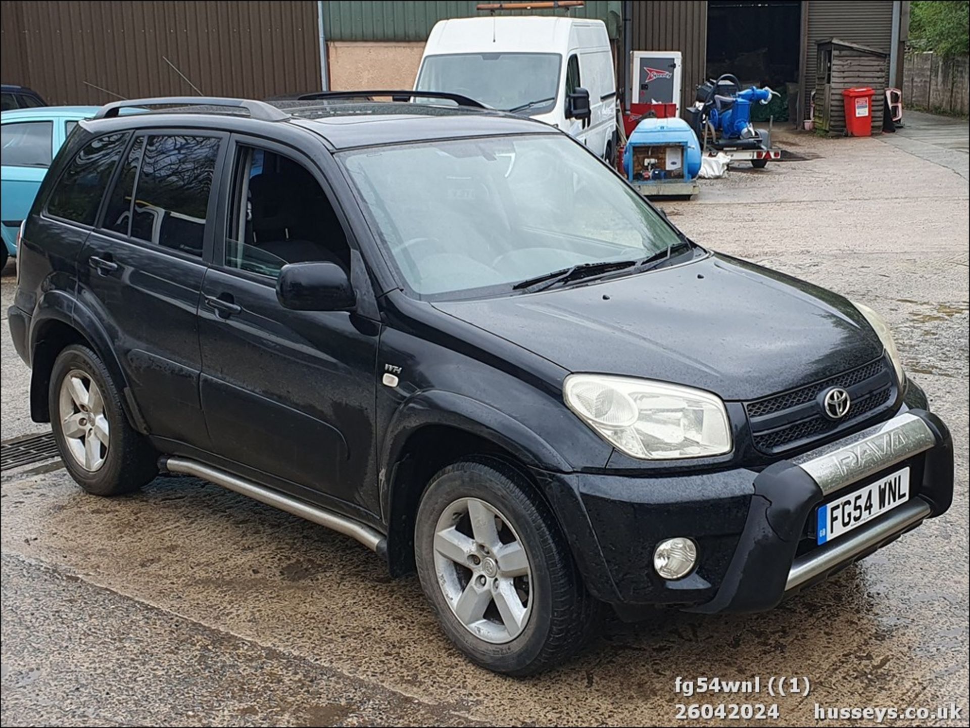 04/54 TOYOTA RAV4 XT3 VVTI - 1998cc 5dr Estate (Black, 155k)