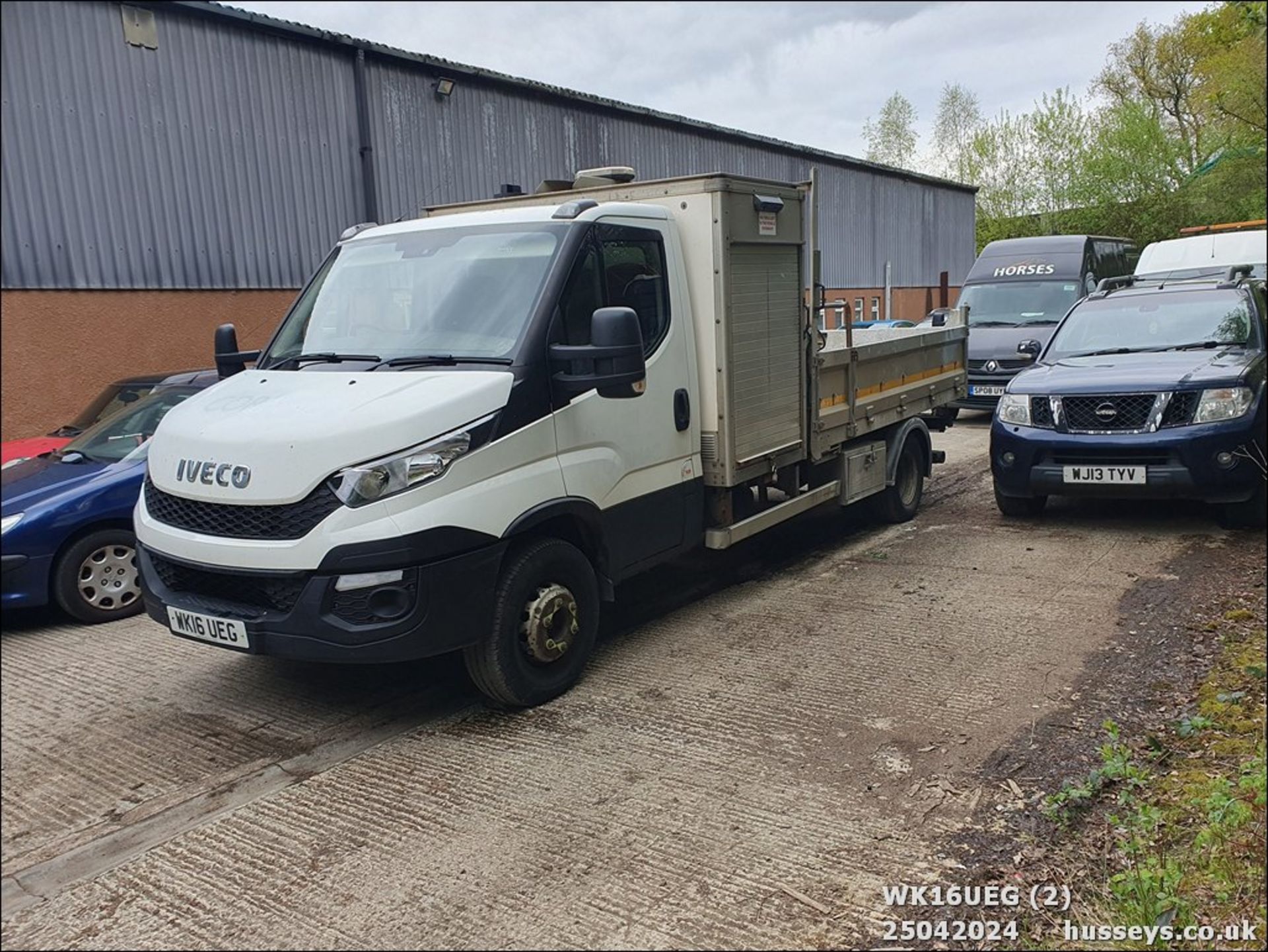16/16 IVECO DAILY 70C17 - 2998cc 2dr Tipper (White, 193k) - Image 5 of 28