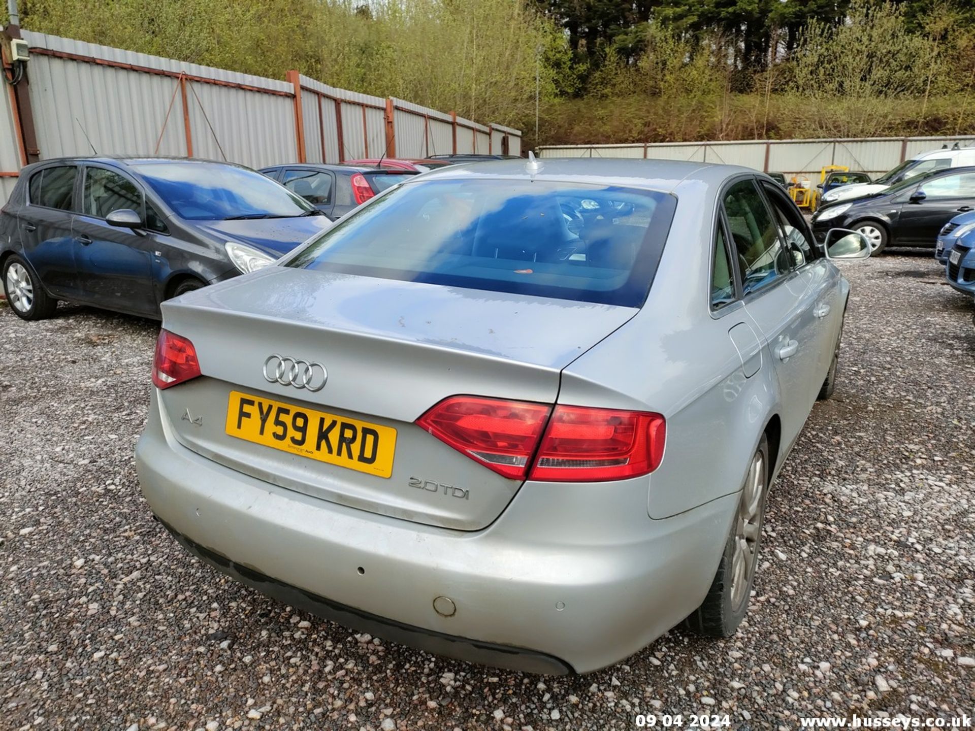 09/59 AUDI A4 SE TDI CVT - 1968cc 4dr Saloon (Silver, 125k) - Image 32 of 65