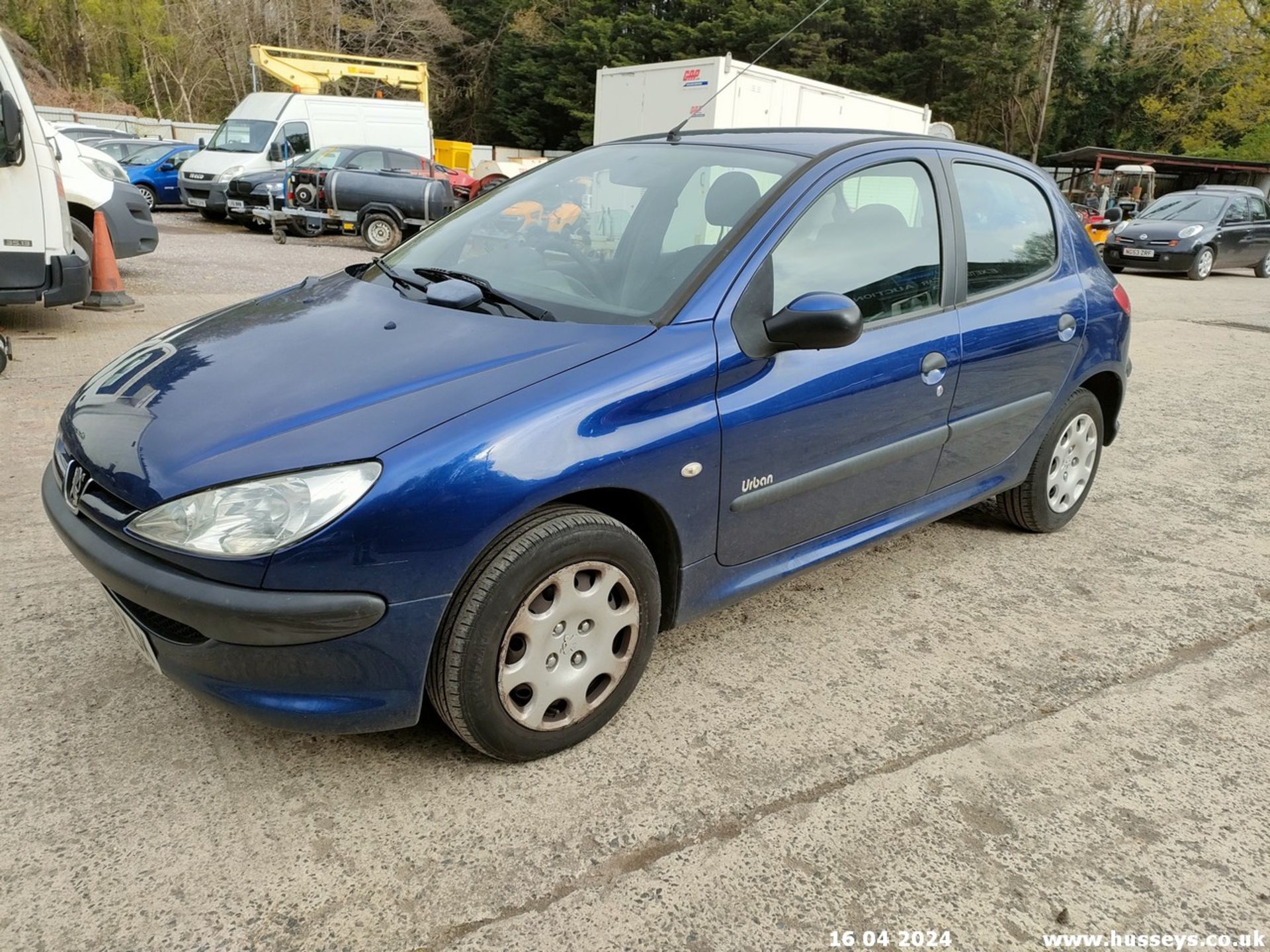 06/55 PEUGEOT 206 URBAN HDI - 1398cc 5dr Hatchback (Blue, 165k) - Image 19 of 63