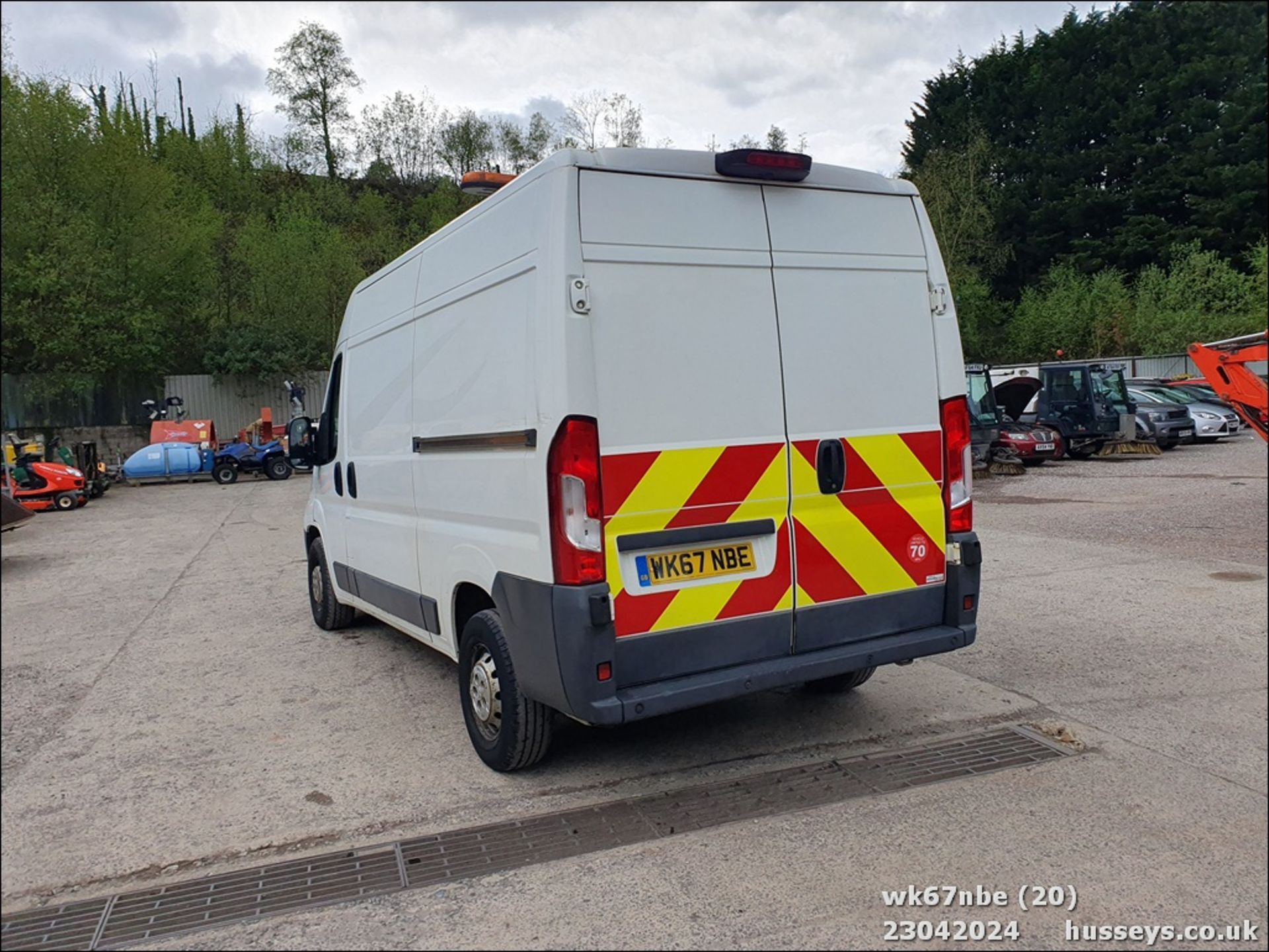 17/67 PEUGEOT BOXER 335 PRO L2H2 BLUE H - 1997cc 5dr Van (White, 116k) - Image 22 of 55