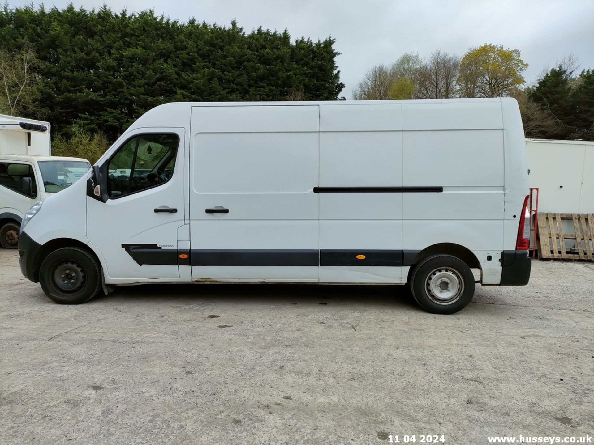 18/68 RENAULT MASTER LM35 BUSINESS DCI - 2298cc 5dr Van (White) - Image 21 of 68