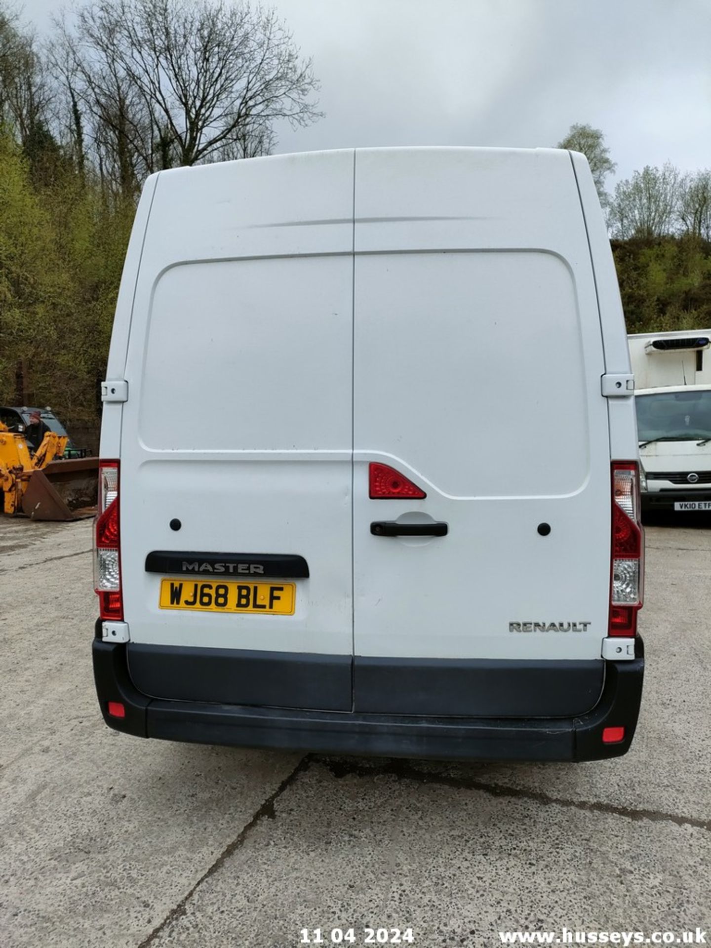 18/68 RENAULT MASTER LM35 BUSINESS DCI - 2298cc 5dr Van (White) - Image 36 of 68