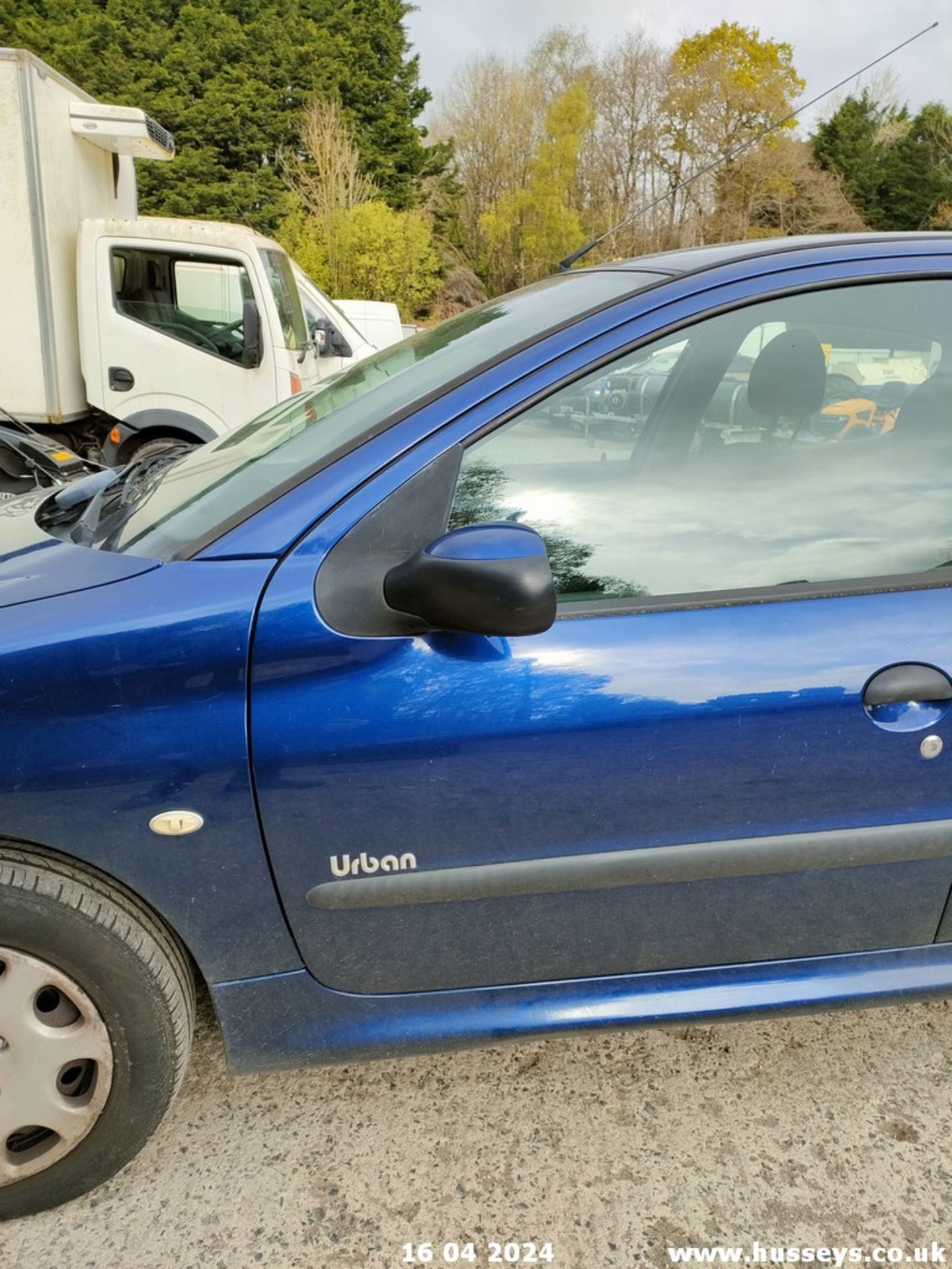 06/55 PEUGEOT 206 URBAN HDI - 1398cc 5dr Hatchback (Blue, 165k) - Image 25 of 63