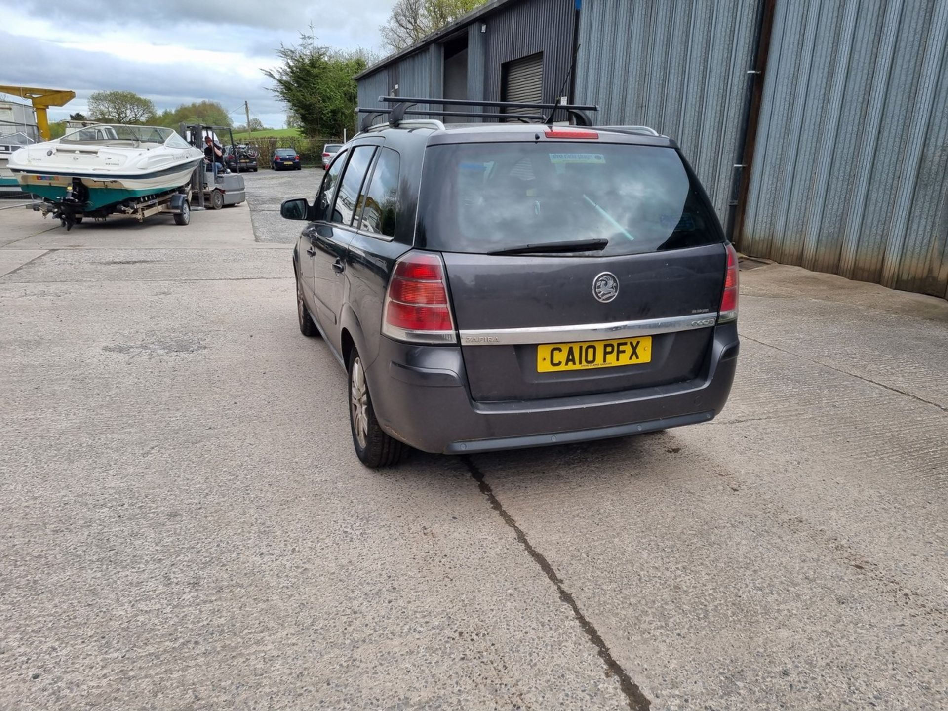 10/10 VAUXHALL ZAFIRA DESIGN CDTI E-FLEX - 1686cc 5dr MPV (Grey, 109k) - Image 13 of 60