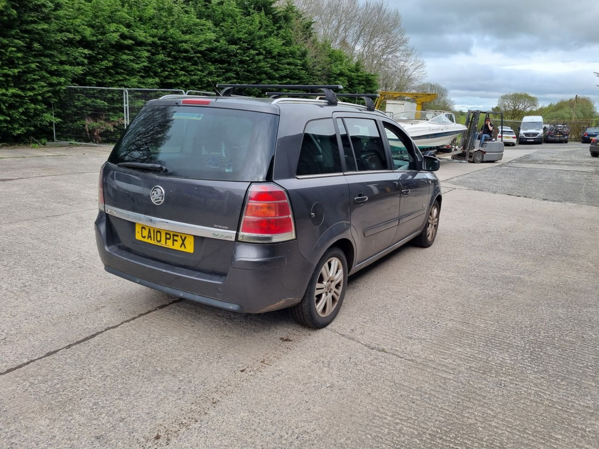 10/10 VAUXHALL ZAFIRA DESIGN CDTI E-FLEX - 1686cc 5dr MPV (Grey, 109k) - Image 9 of 60