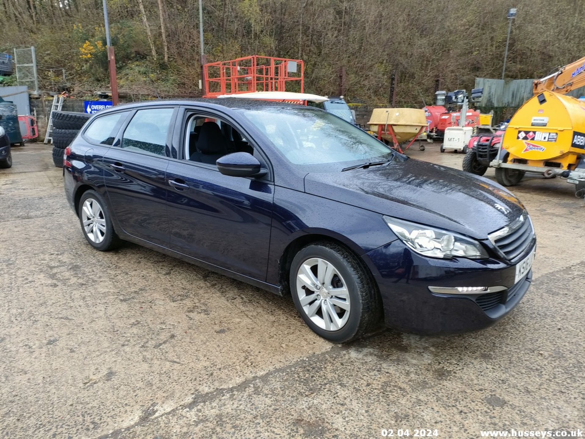 16/16 PEUGEOT 308 ACTIVE S/S - 1200cc 5dr Estate (Blue, 67k) - Image 10 of 64