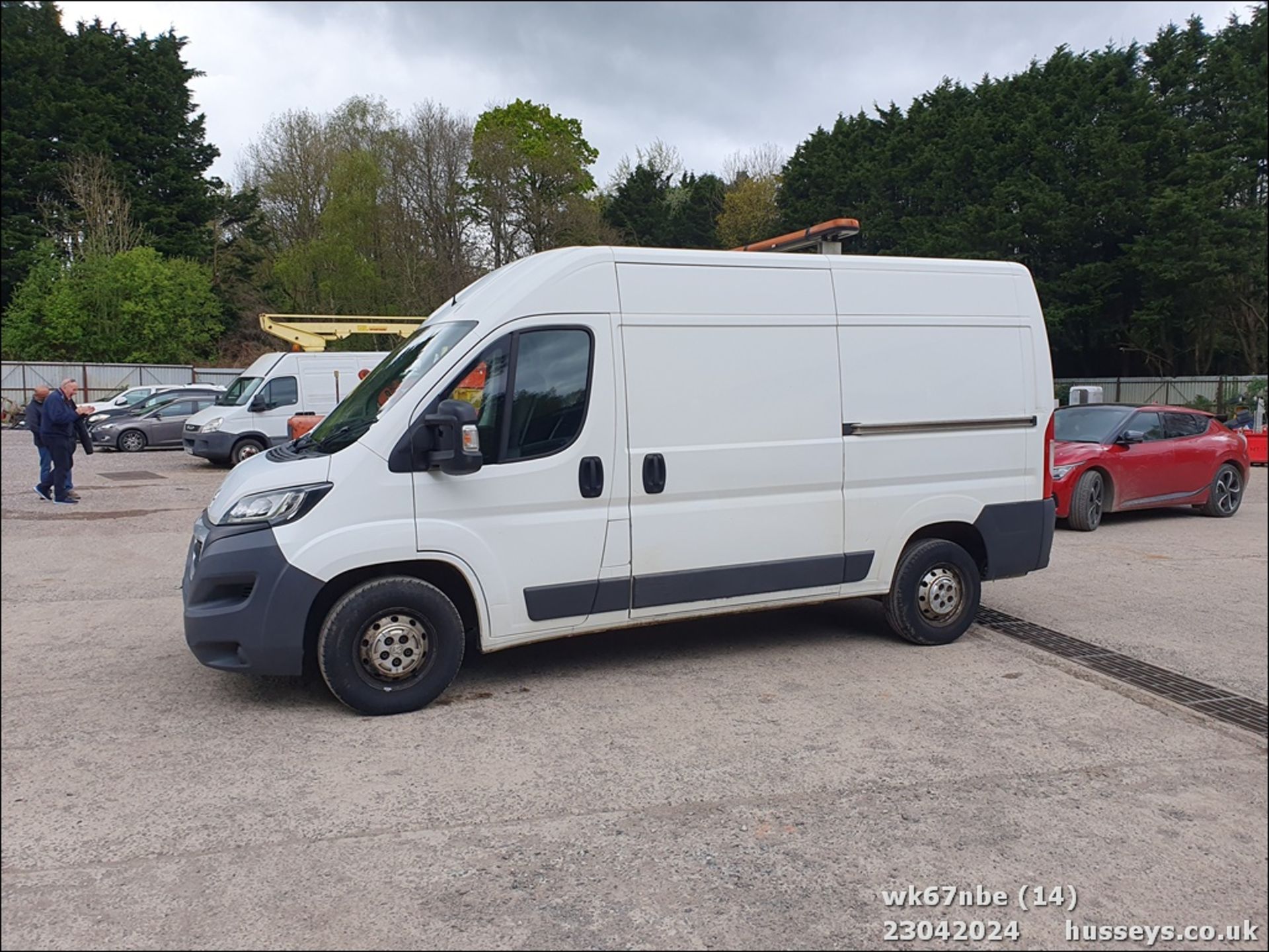 17/67 PEUGEOT BOXER 335 PRO L2H2 BLUE H - 1997cc 5dr Van (White, 116k) - Image 16 of 55