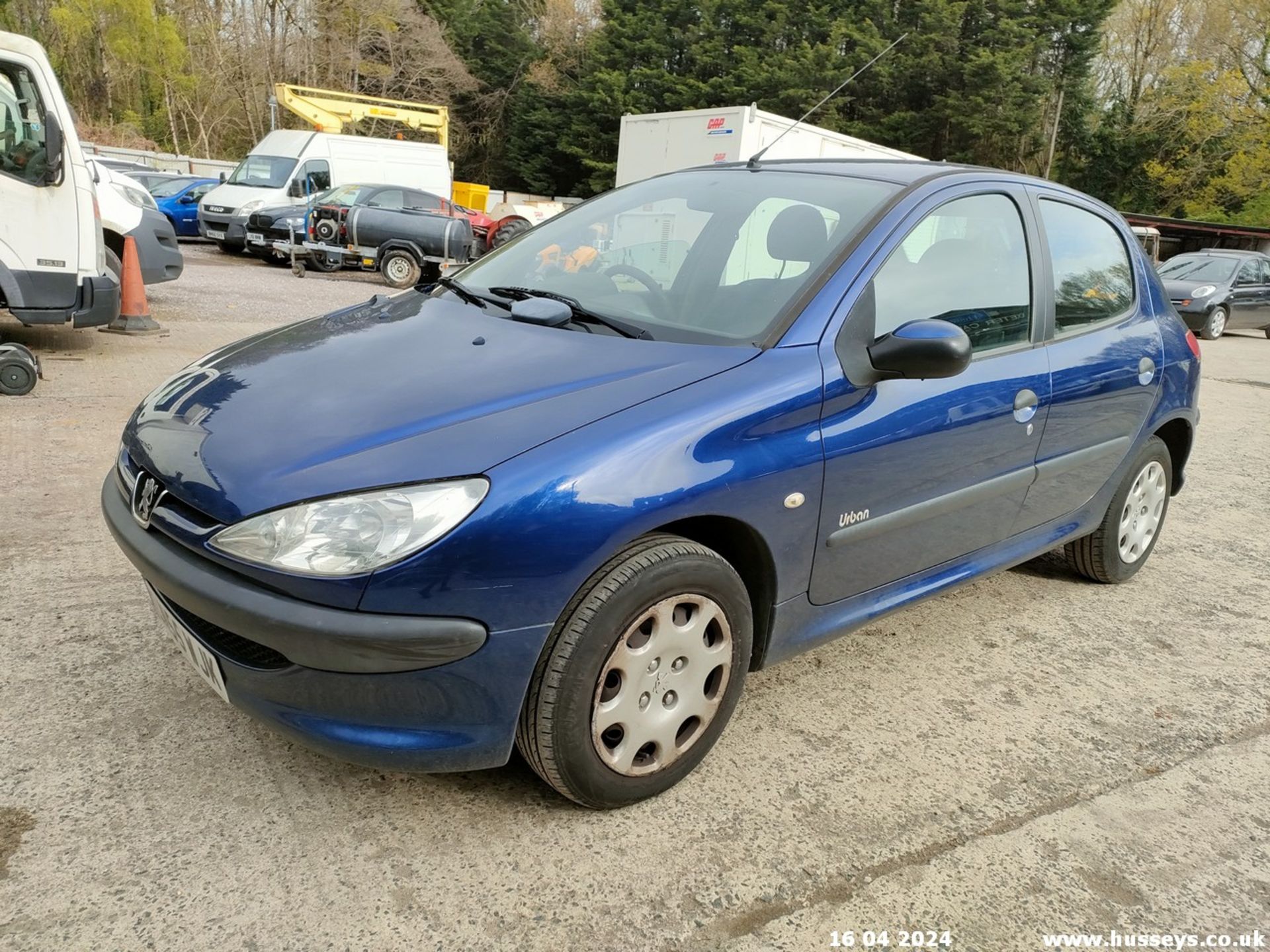 06/55 PEUGEOT 206 URBAN HDI - 1398cc 5dr Hatchback (Blue, 165k) - Image 13 of 63