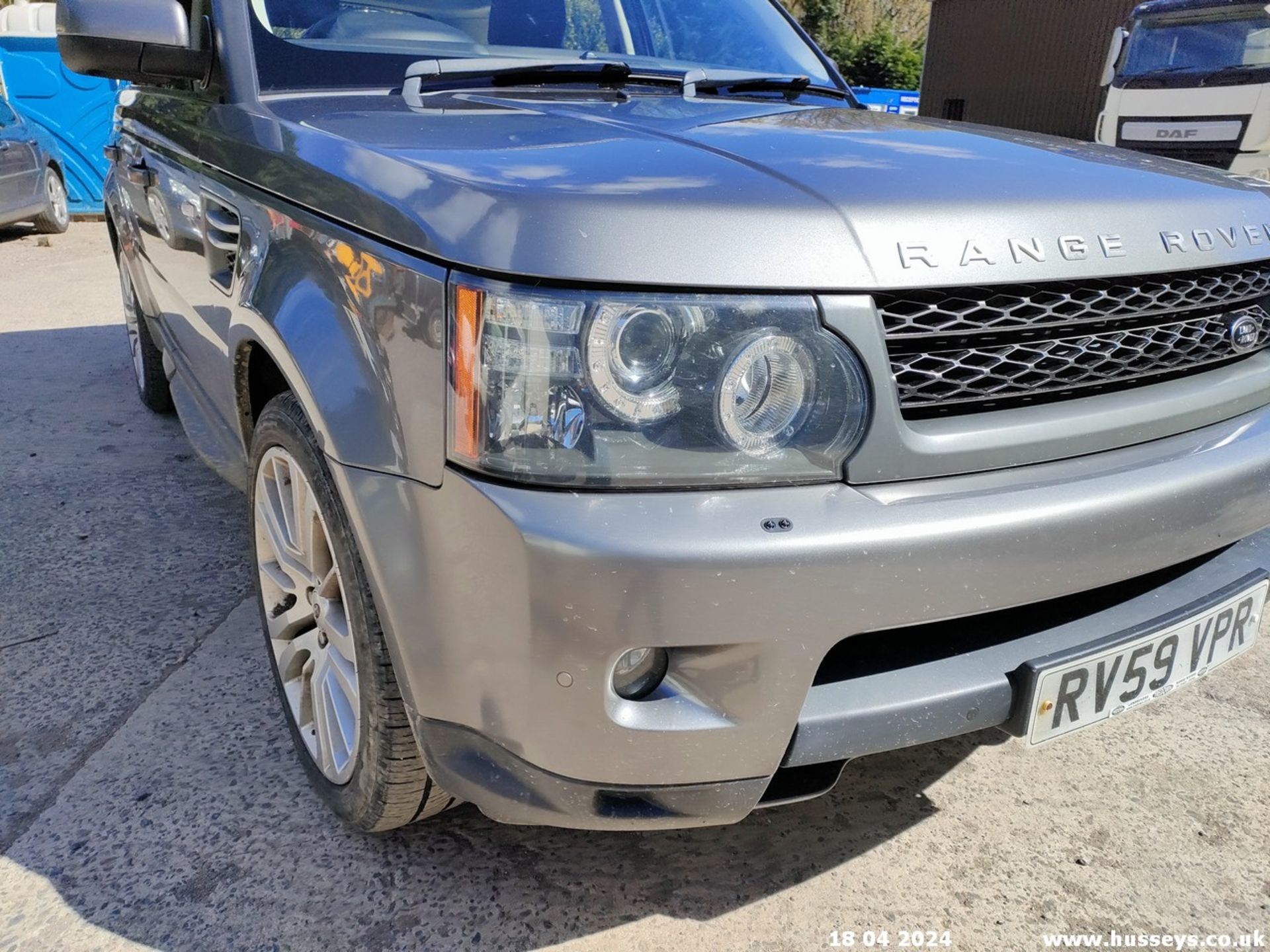 09/59 LAND ROVER RANGE ROVER SP HSE TDV6 A - 2993cc 5dr Estate (Grey, 133k) - Image 6 of 70