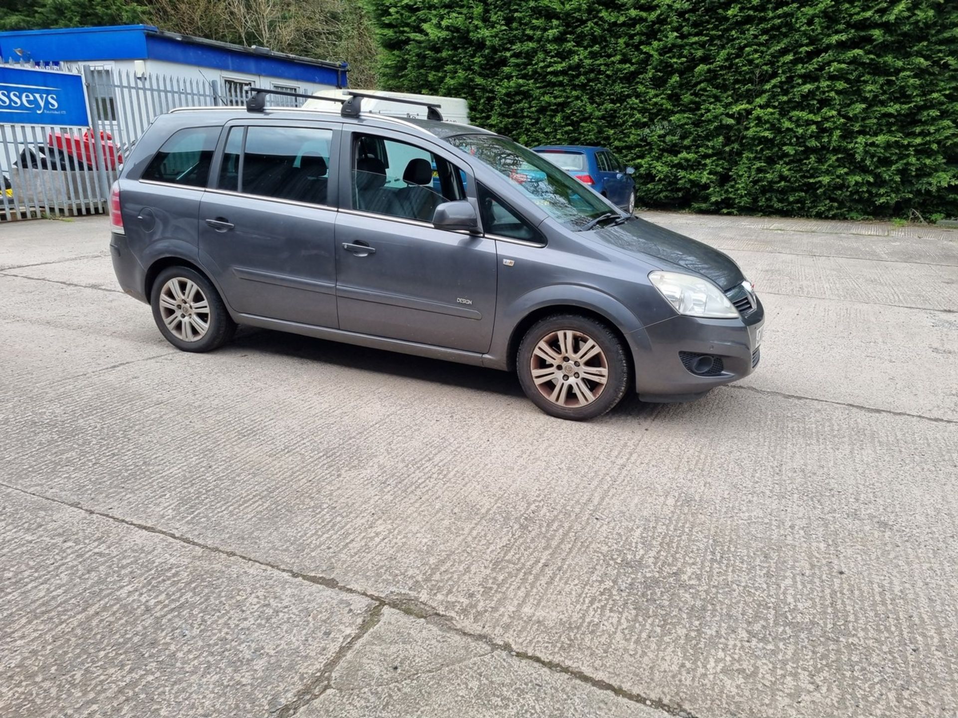 10/10 VAUXHALL ZAFIRA DESIGN CDTI E-FLEX - 1686cc 5dr MPV (Grey, 109k) - Image 4 of 60