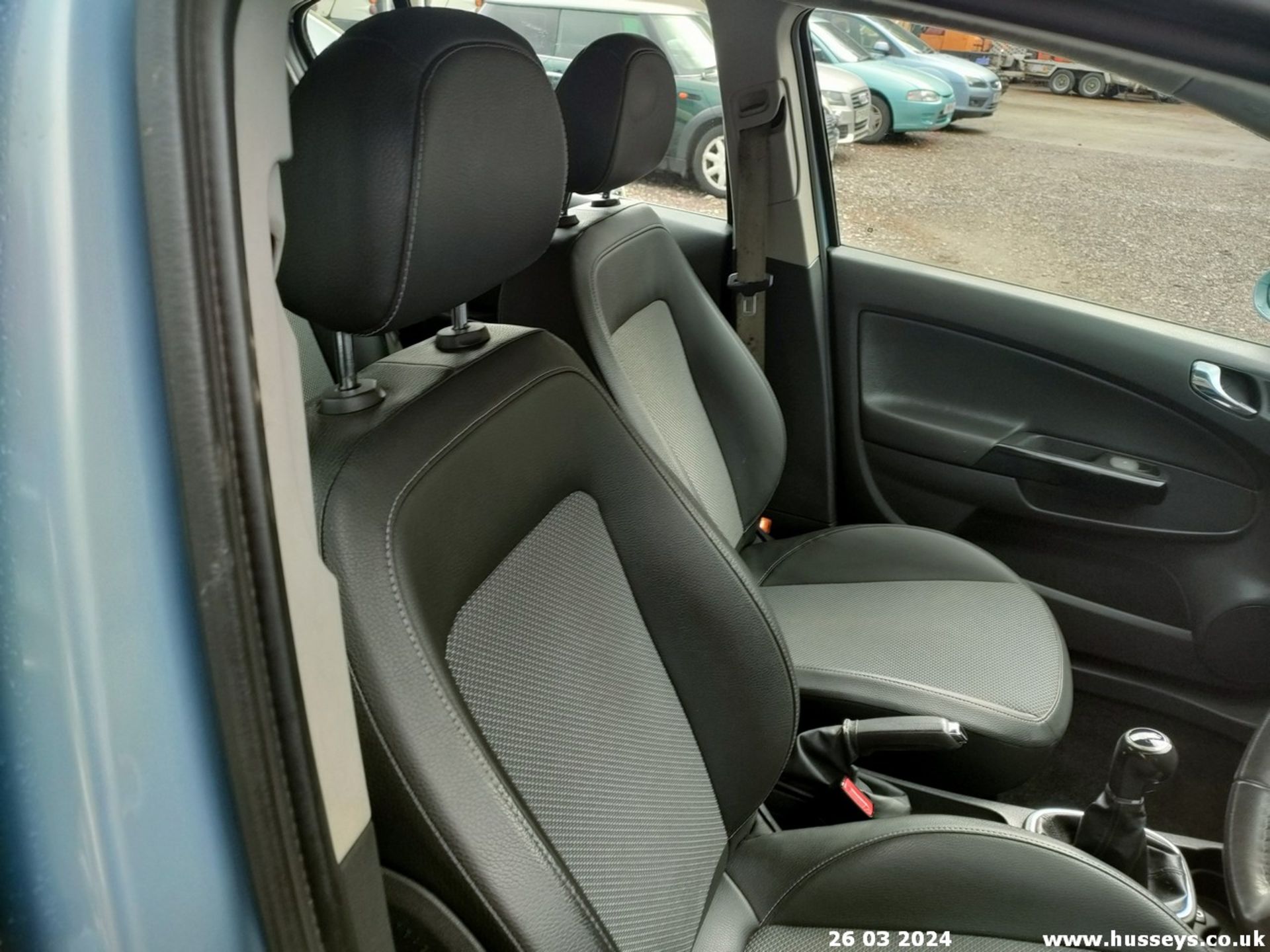 07/57 VAUXHALL CORSA DESIGN - 1364cc 5dr Hatchback (Blue, 118k) - Image 49 of 59