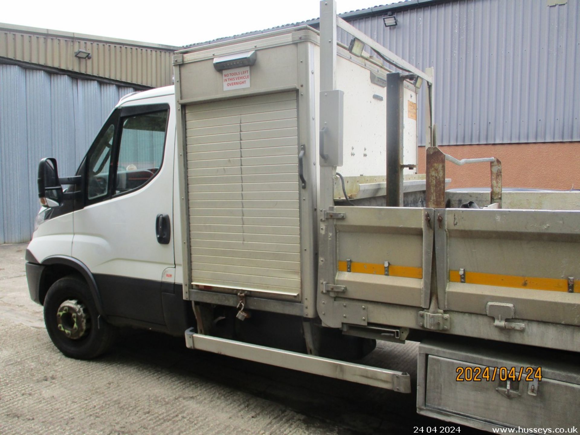16/16 IVECO DAILY 70C17 - 2998cc 2dr Tipper (White, 193k) - Image 14 of 28