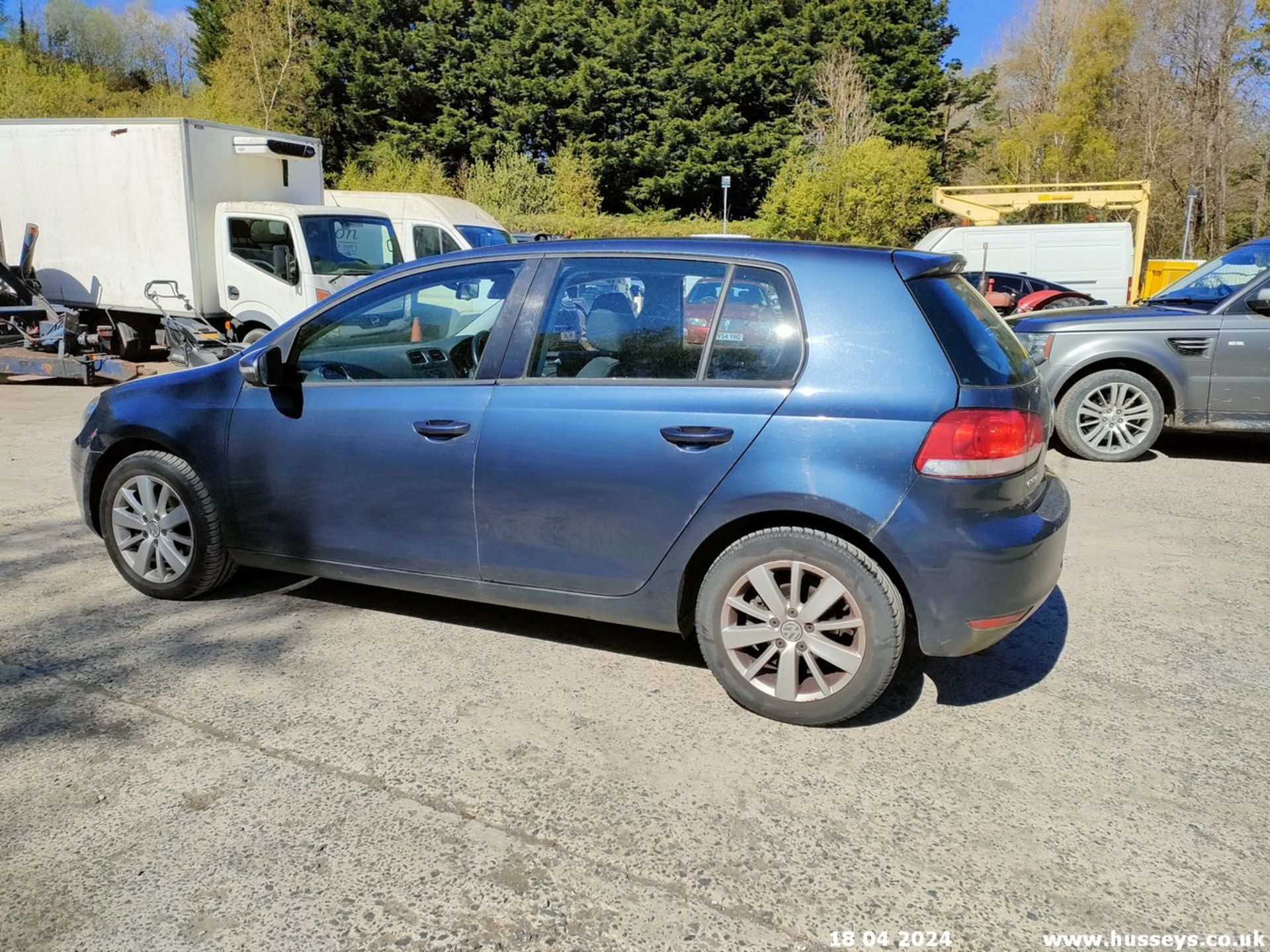 11/11 VOLKSWAGEN GOLF MATCH TDI DSG - 1598cc 5dr Hatchback (Blue) - Image 21 of 64