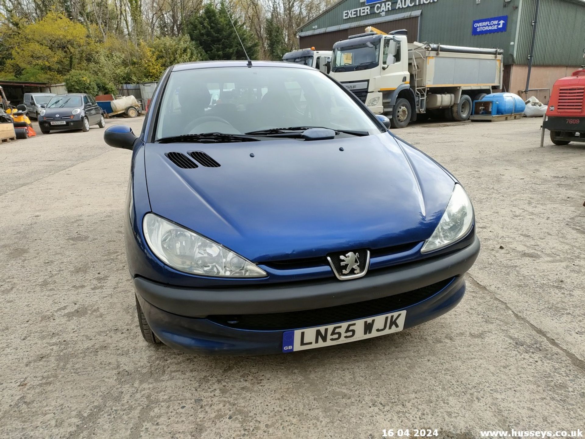 06/55 PEUGEOT 206 URBAN HDI - 1398cc 5dr Hatchback (Blue, 165k) - Image 8 of 63