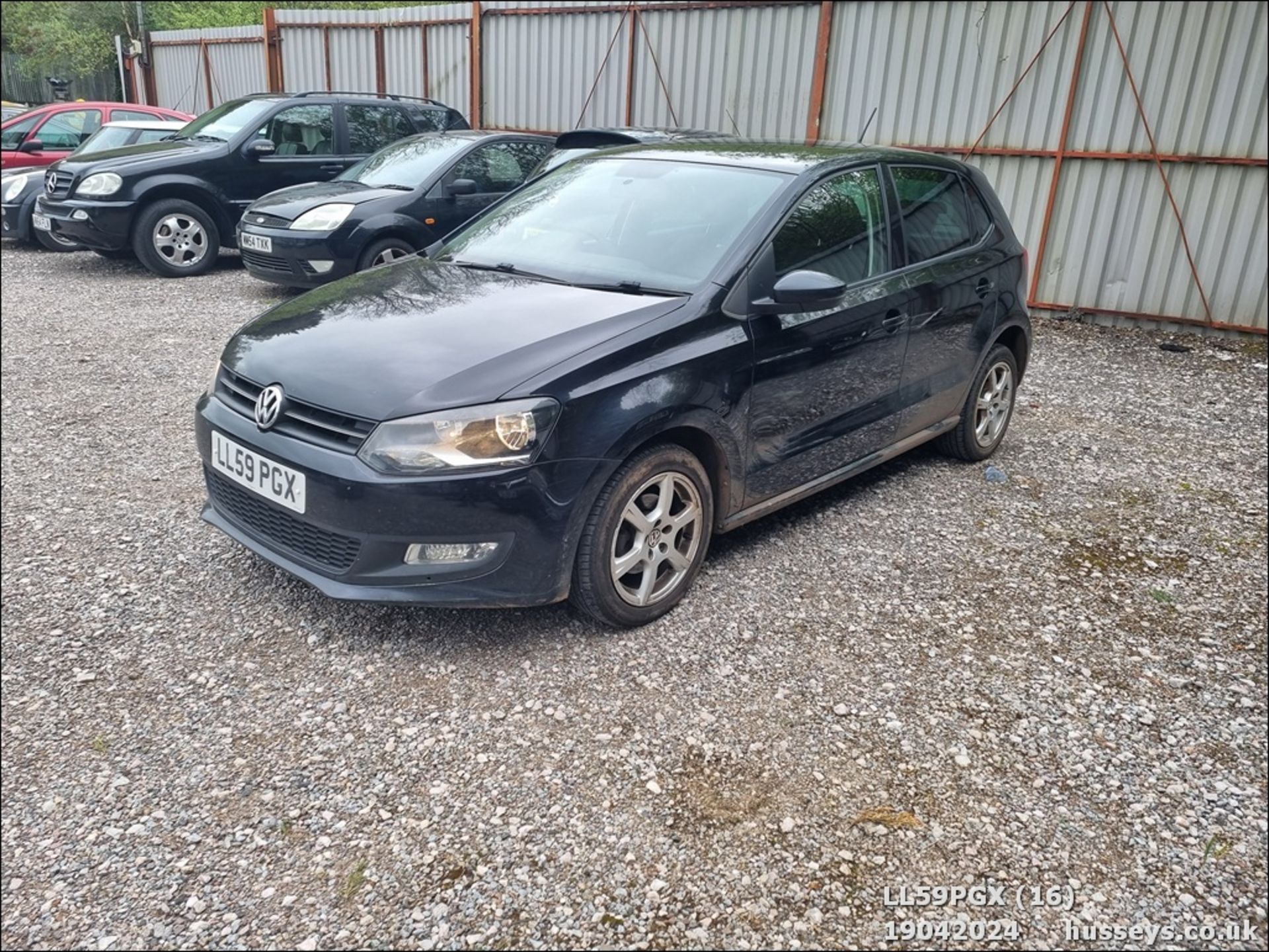 09/59 VOLKSWAGEN POLO MODA 60 - 1198cc 5dr Hatchback (Black, 134k) - Image 16 of 45