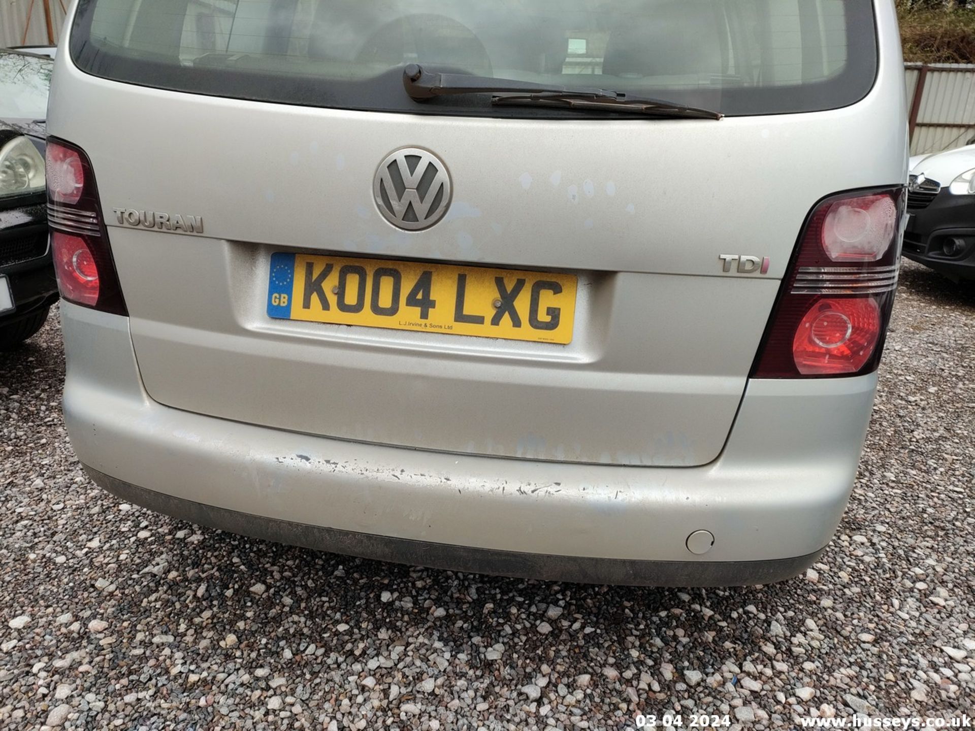 04/04 VOLKSWAGEN TOURAN SE TDI - 1896cc 5dr MPV (Silver) - Image 29 of 55